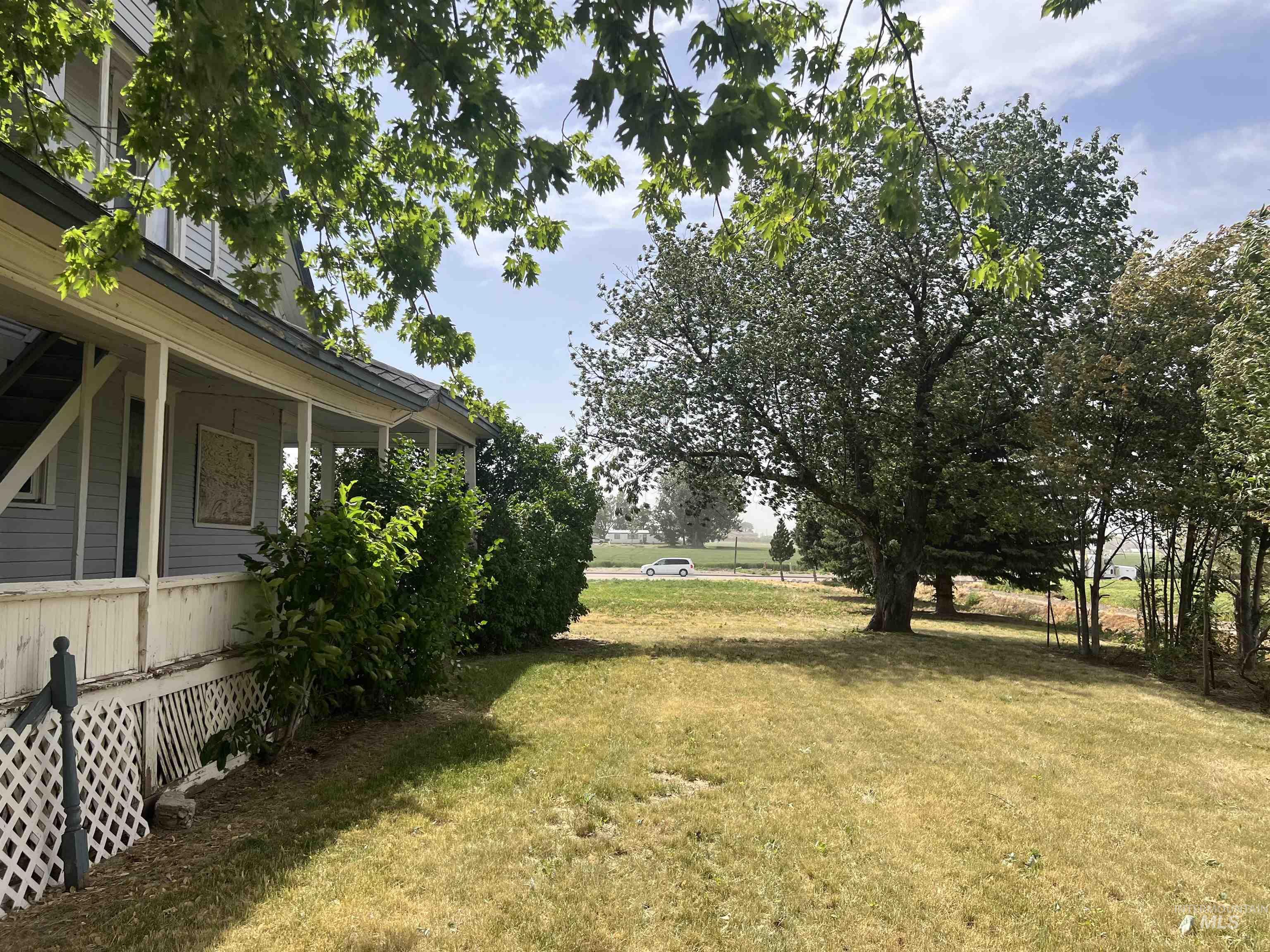 6810 Hwy 95 Property Photo 7