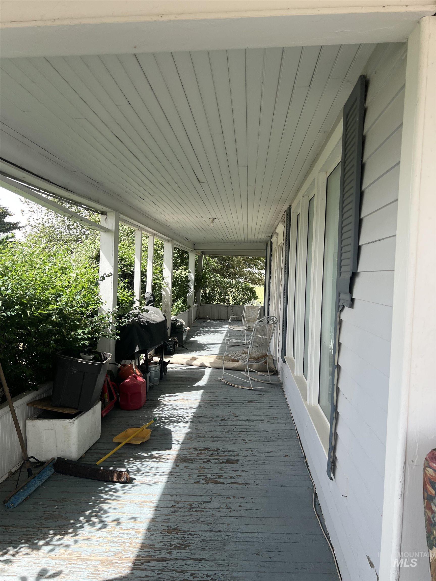 6810 Hwy 95 Property Photo 15
