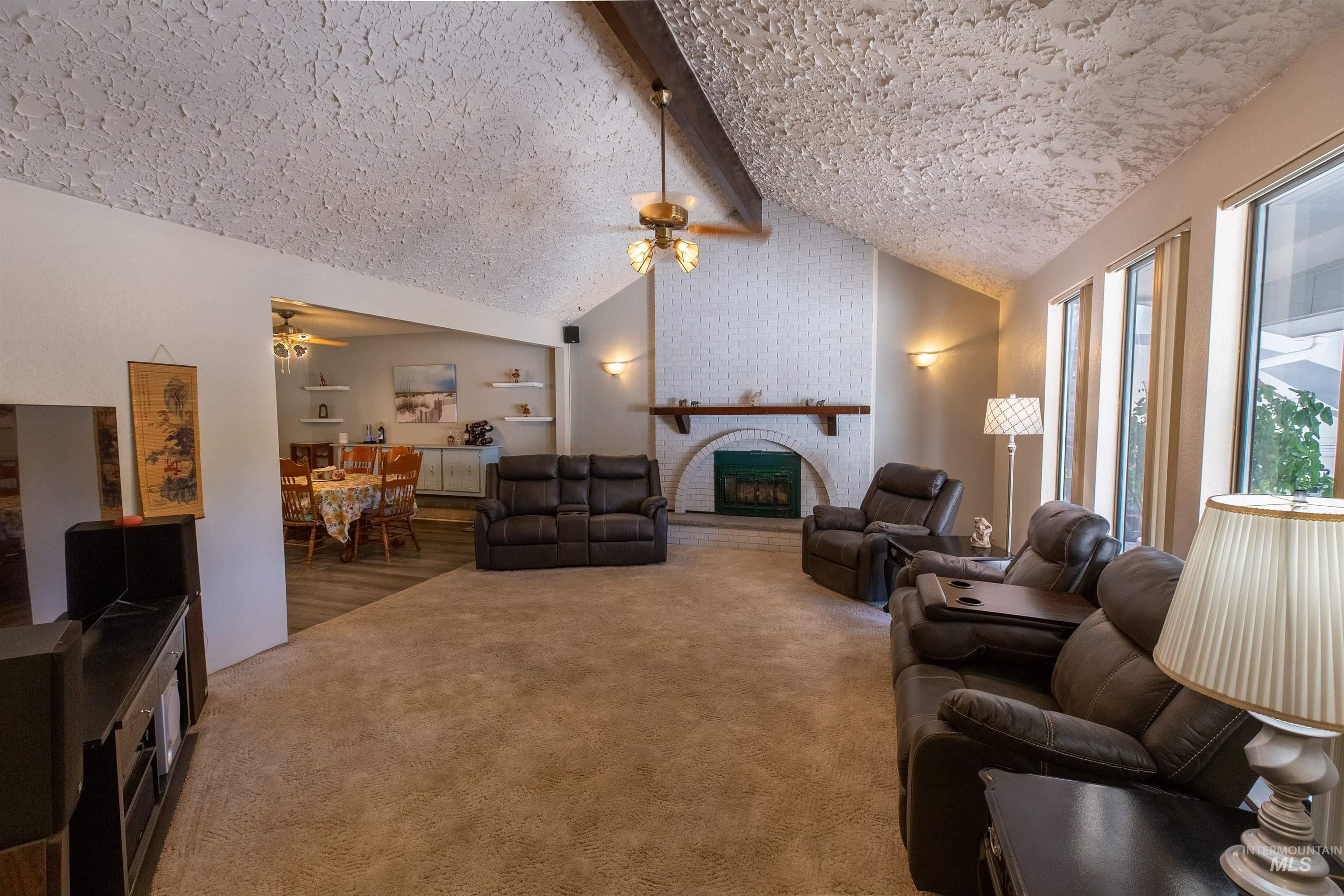 10808 W Reutzel Drive Property Photo 5