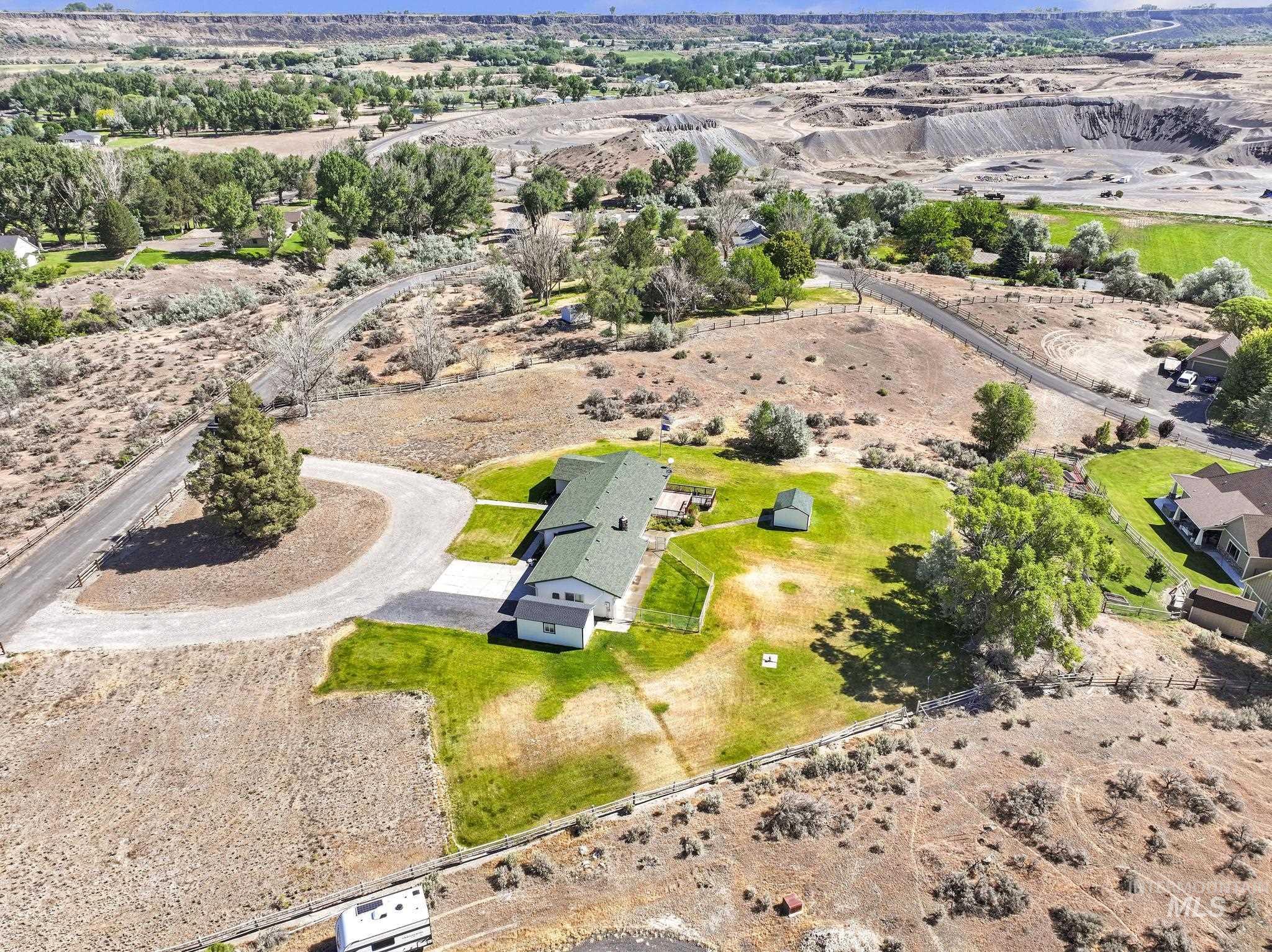 4514 Pheasant Ln Property Photo 38