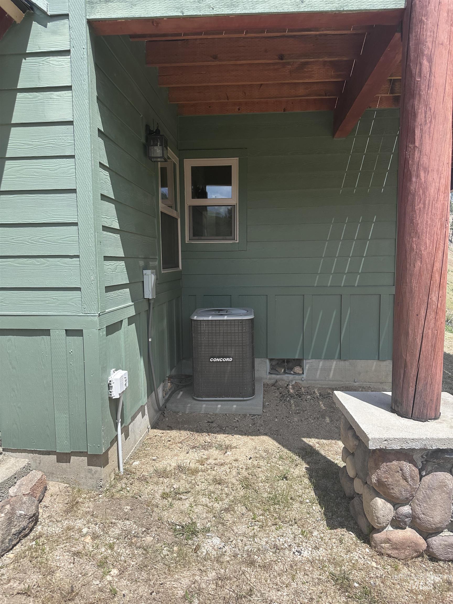 65 Dustin Road Property Photo 3
