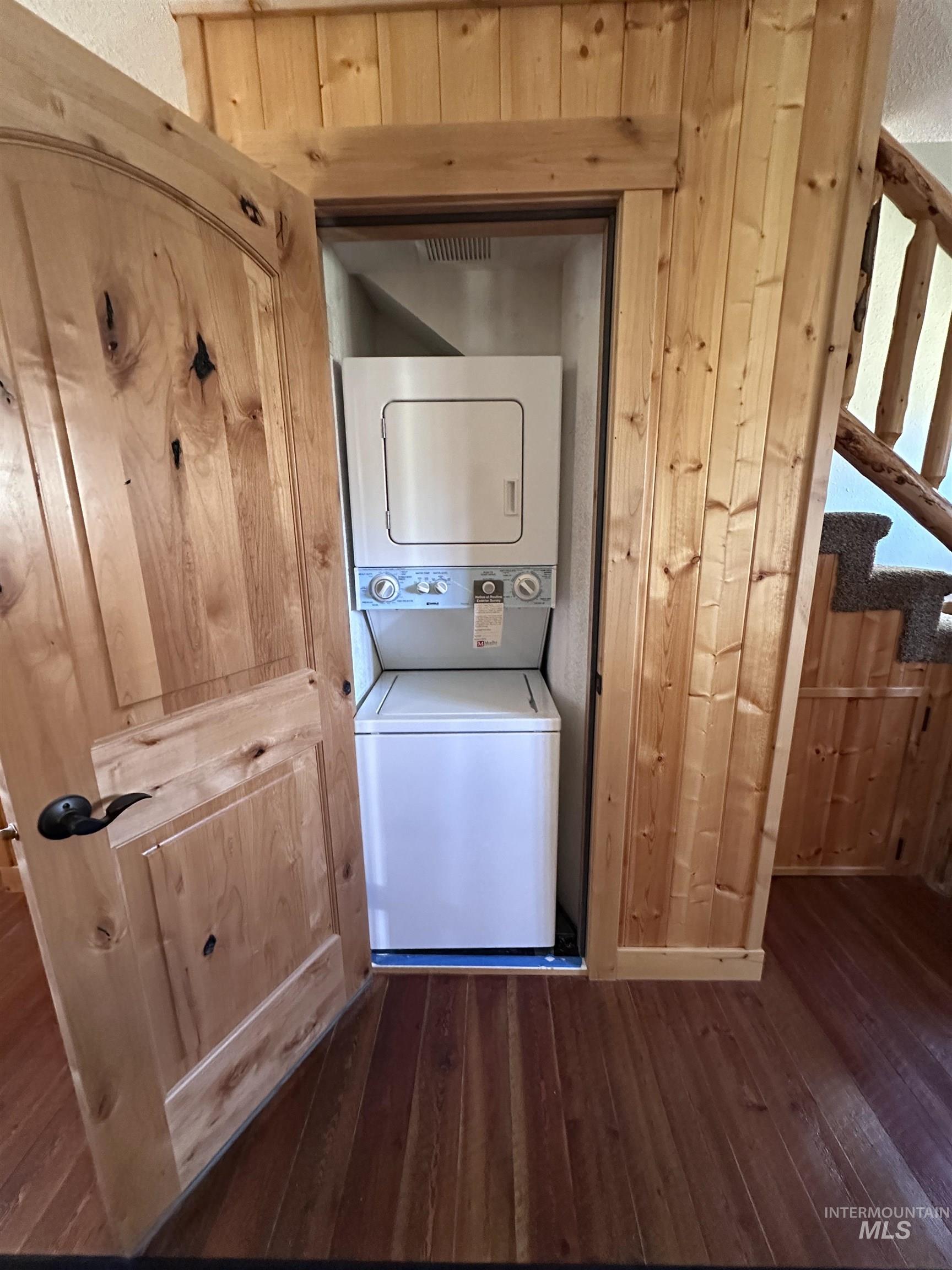 65 Dustin Road Property Photo 14