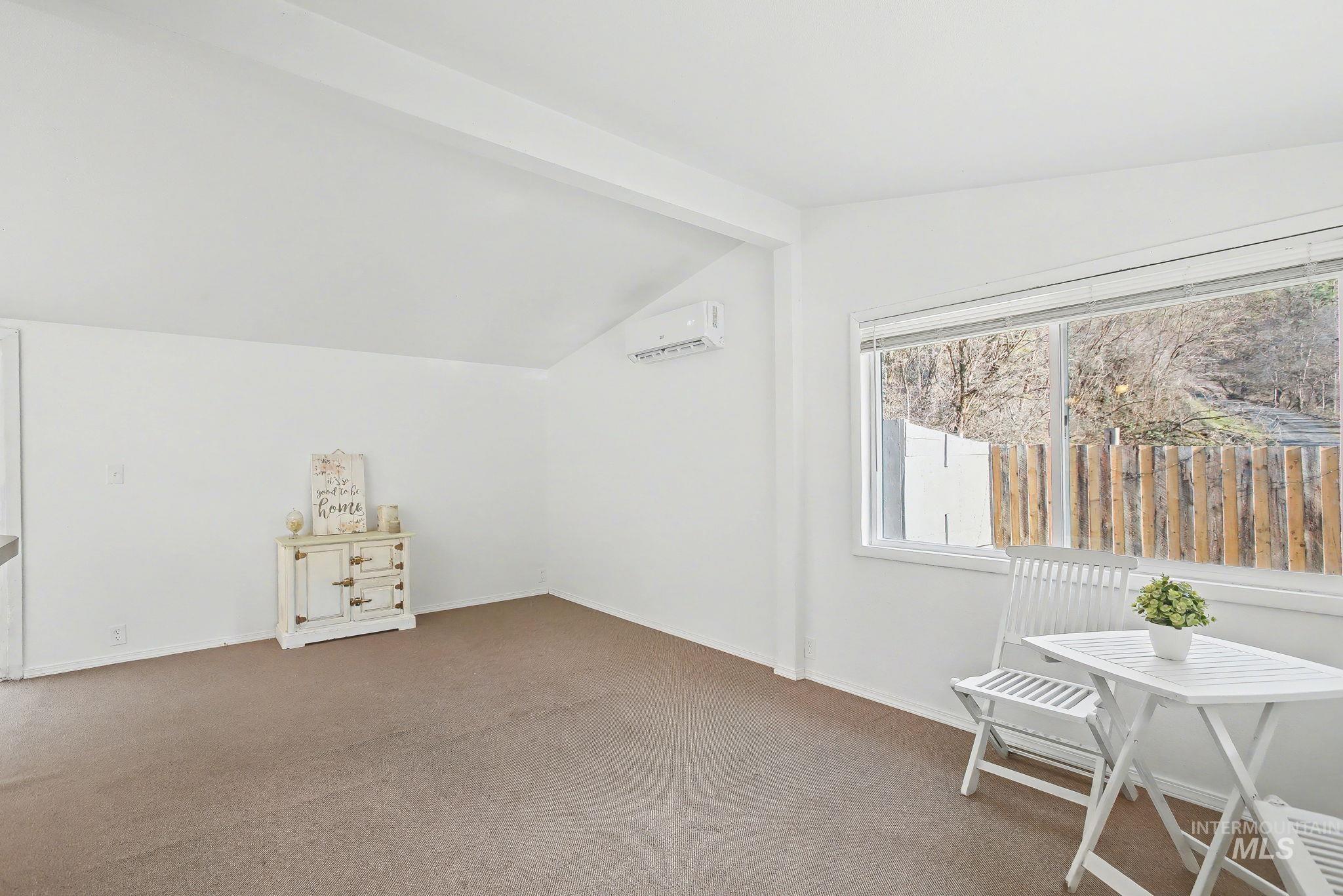 150 Elm Property Photo 3