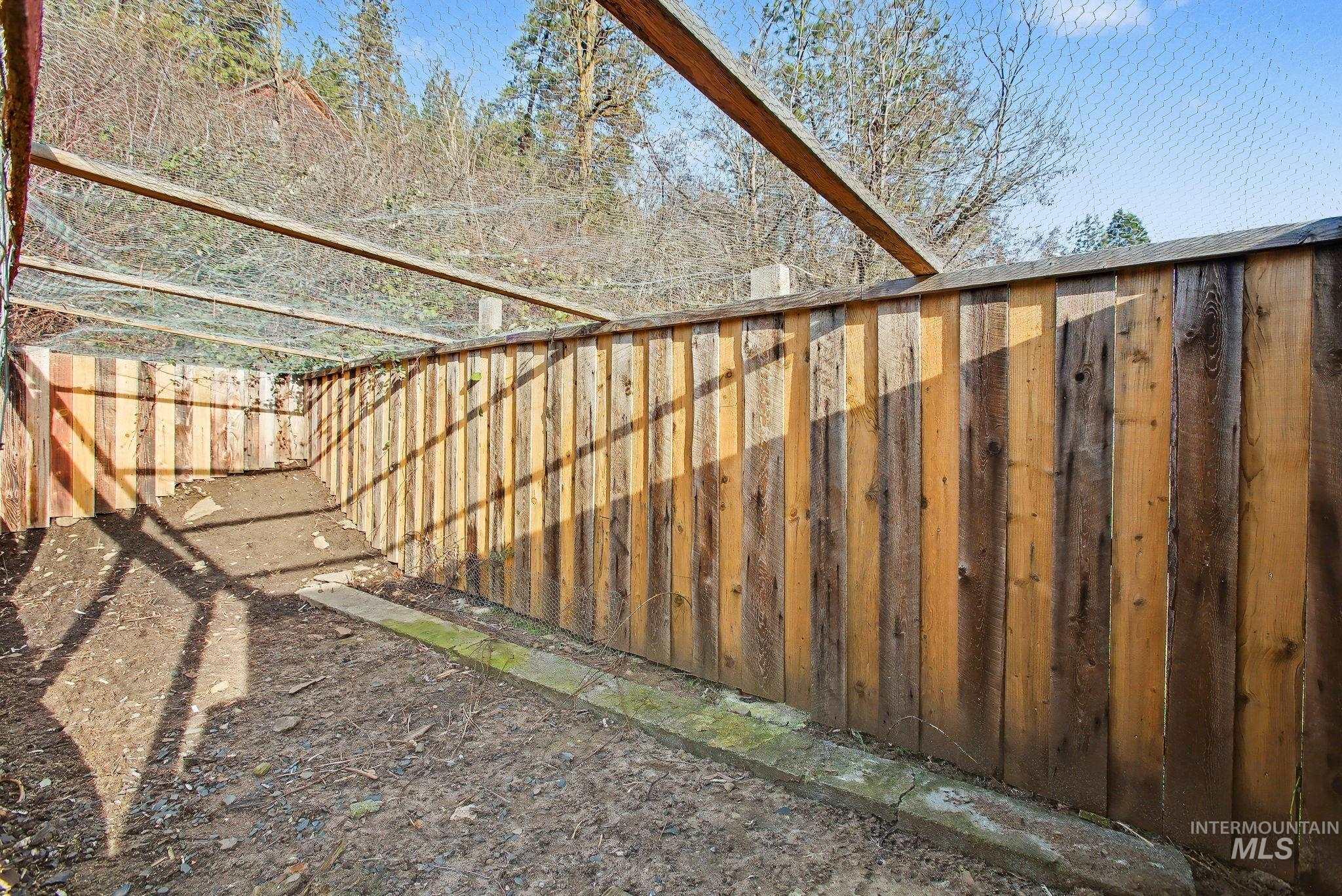 150 Elm Property Photo 34
