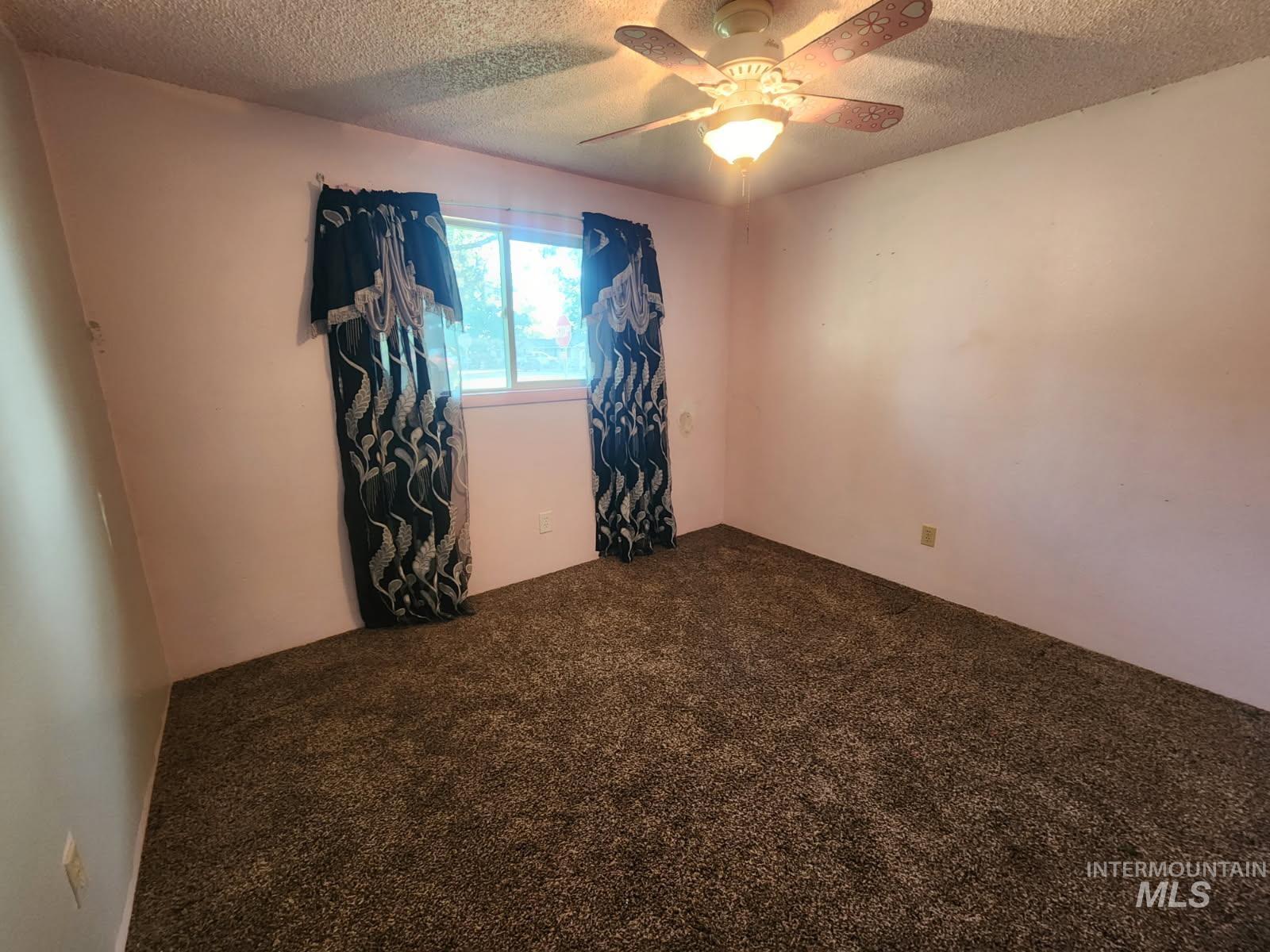 603 C Avenue Property Photo 7