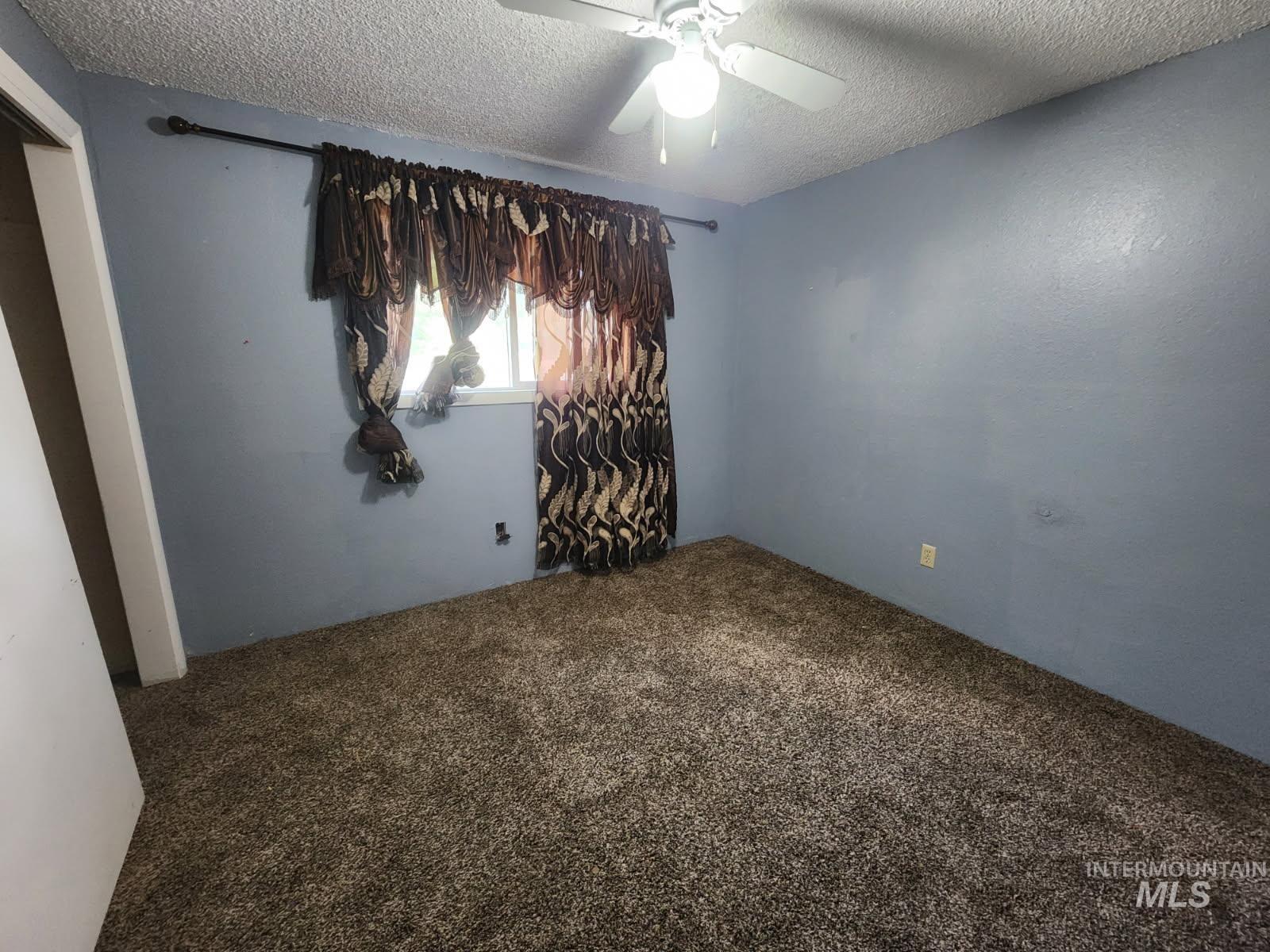 603 C Avenue Property Photo 9