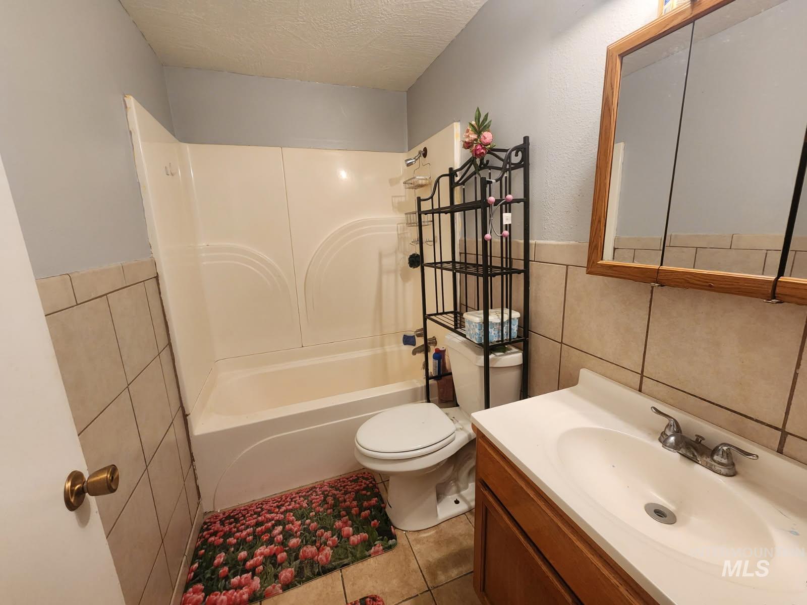 603 C Avenue Property Photo 10