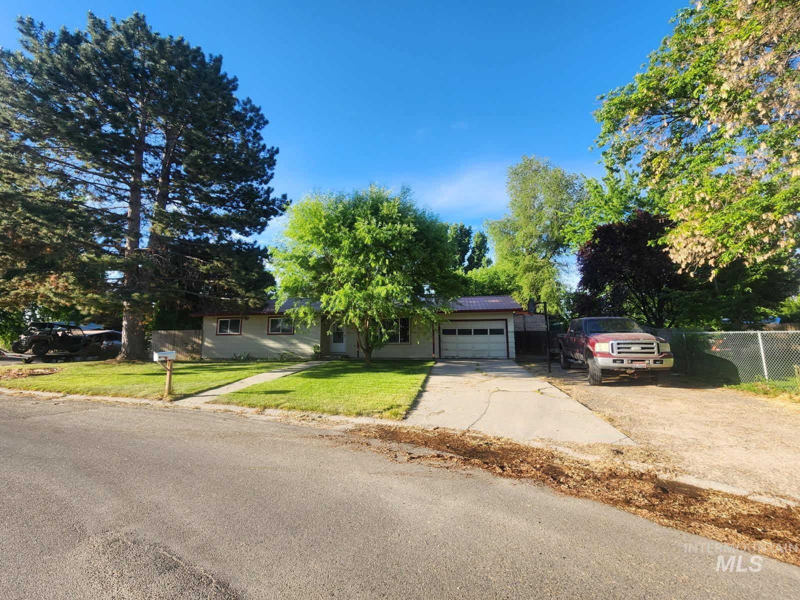 603 C Avenue Property Photo 12
