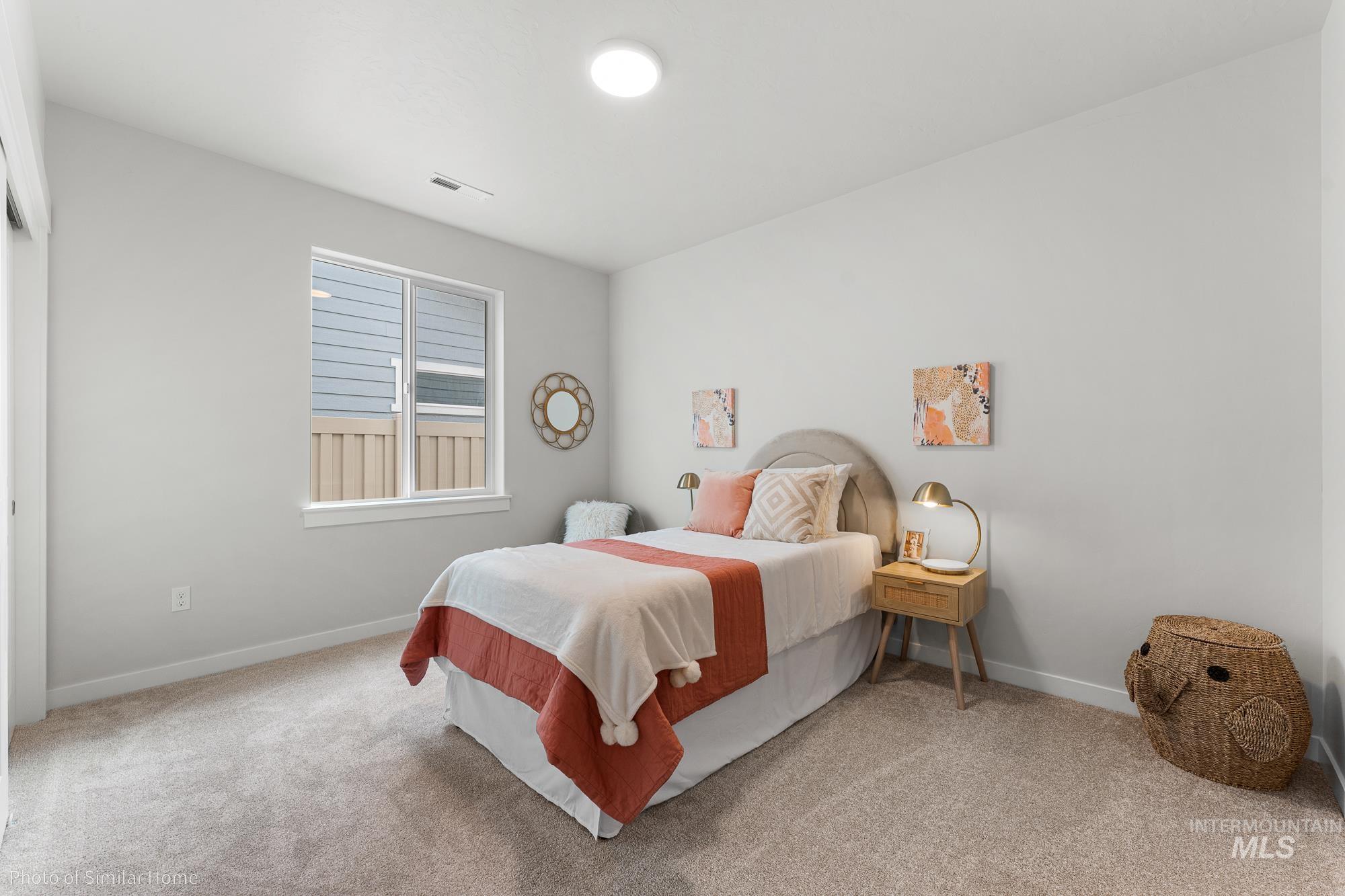 926 W Galloper Property Photo 12
