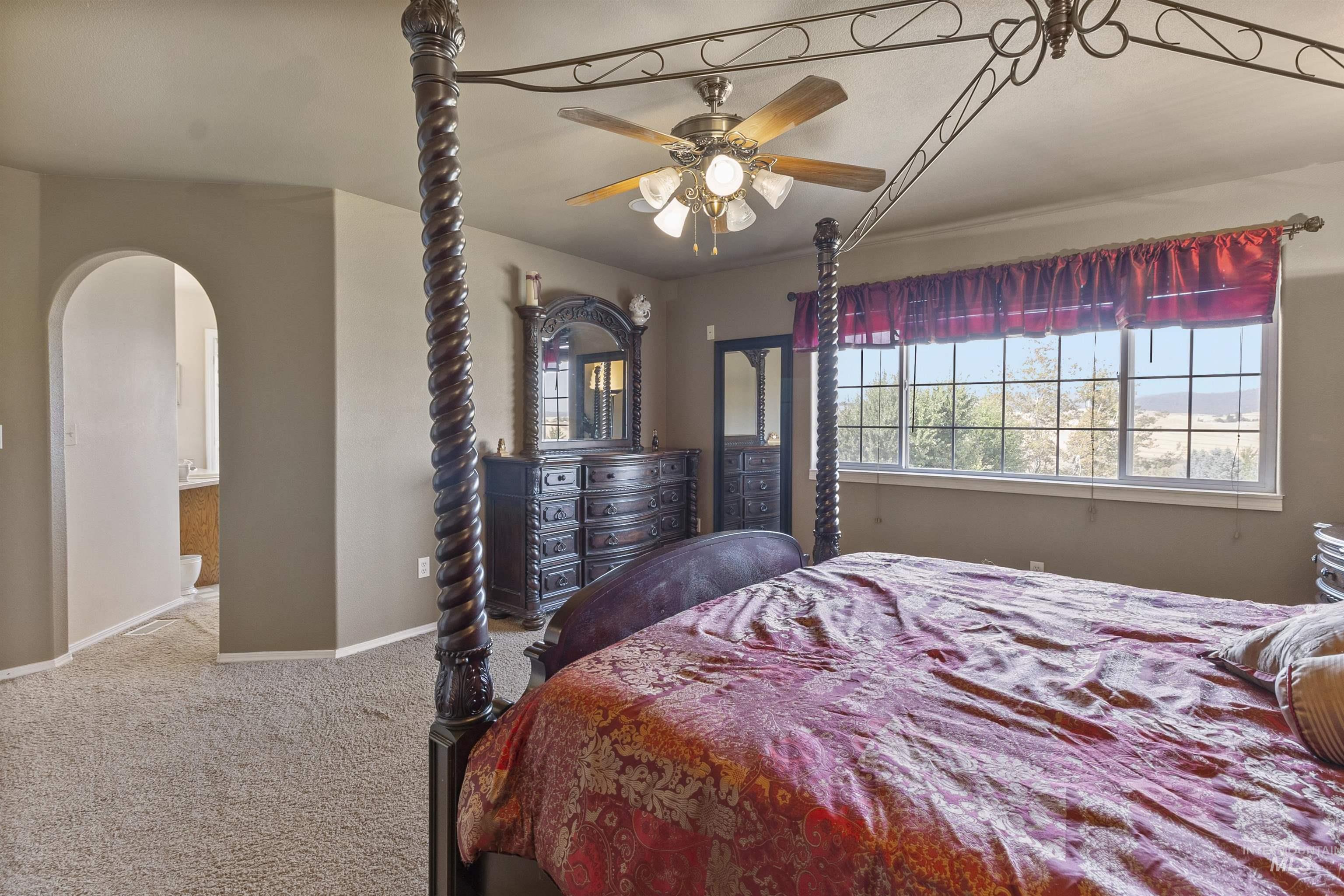 1060 Canterwood Property Photo 23
