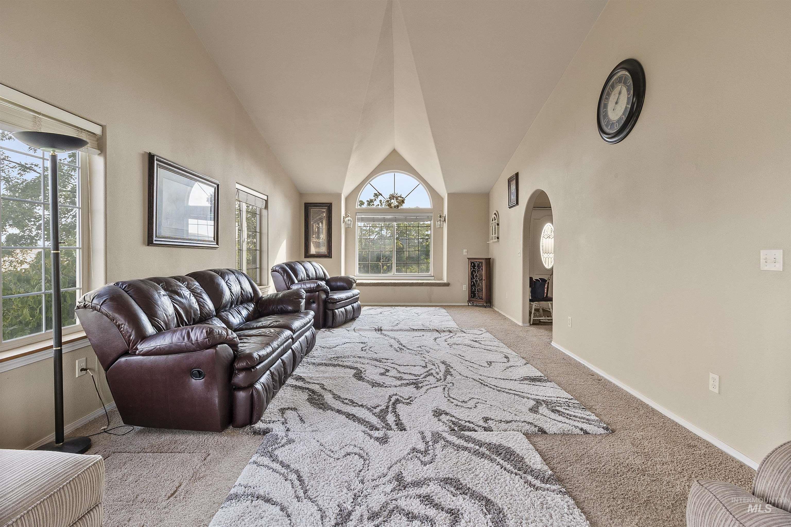 1060 Canterwood Property Photo 37
