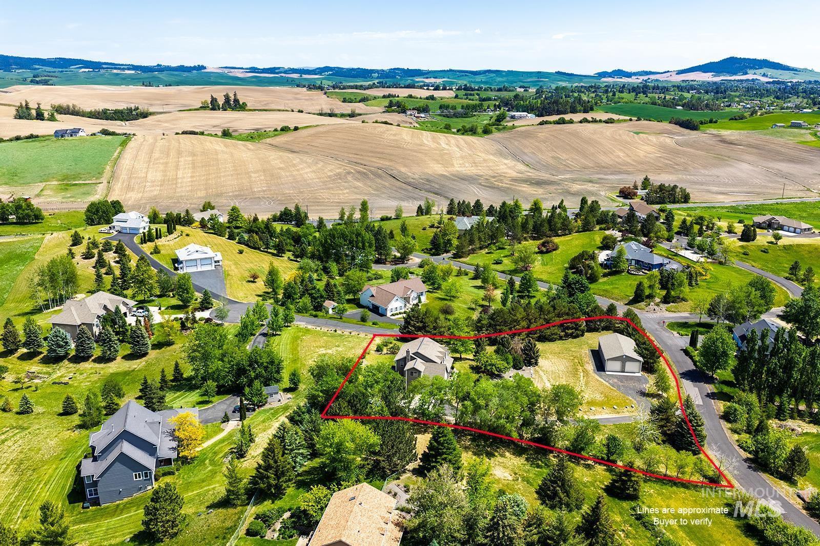 1060 Canterwood Property Photo 42