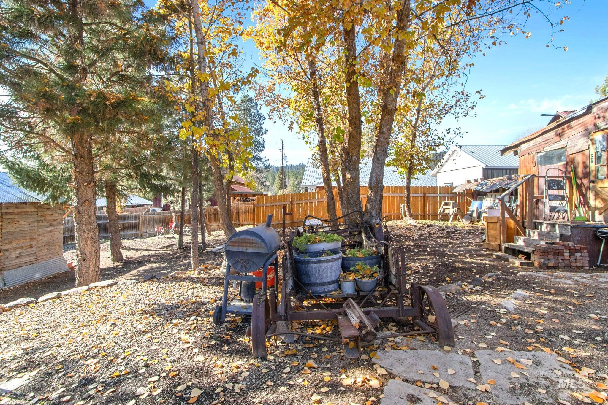 609 Main Street Property Photo 5