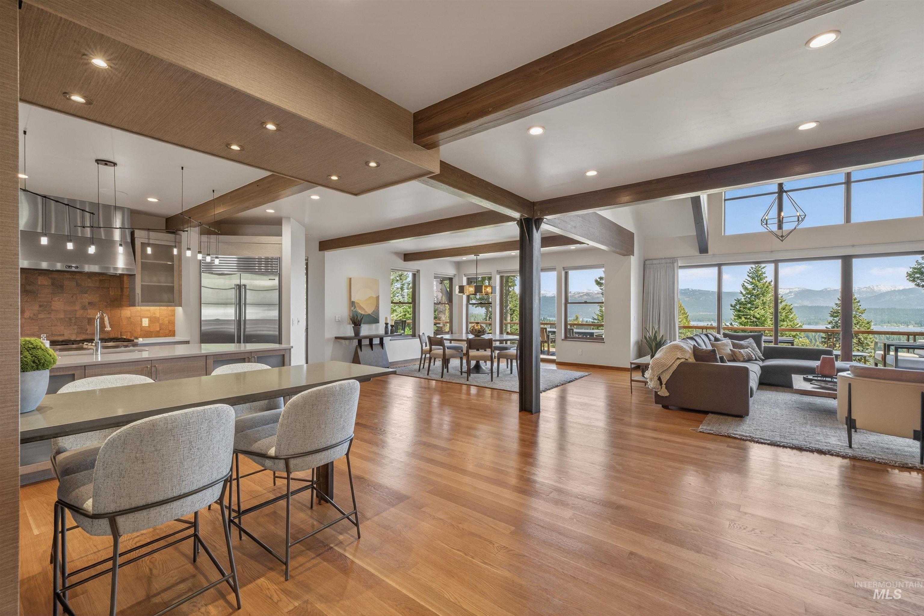 663 Aster Court Property Photo 8