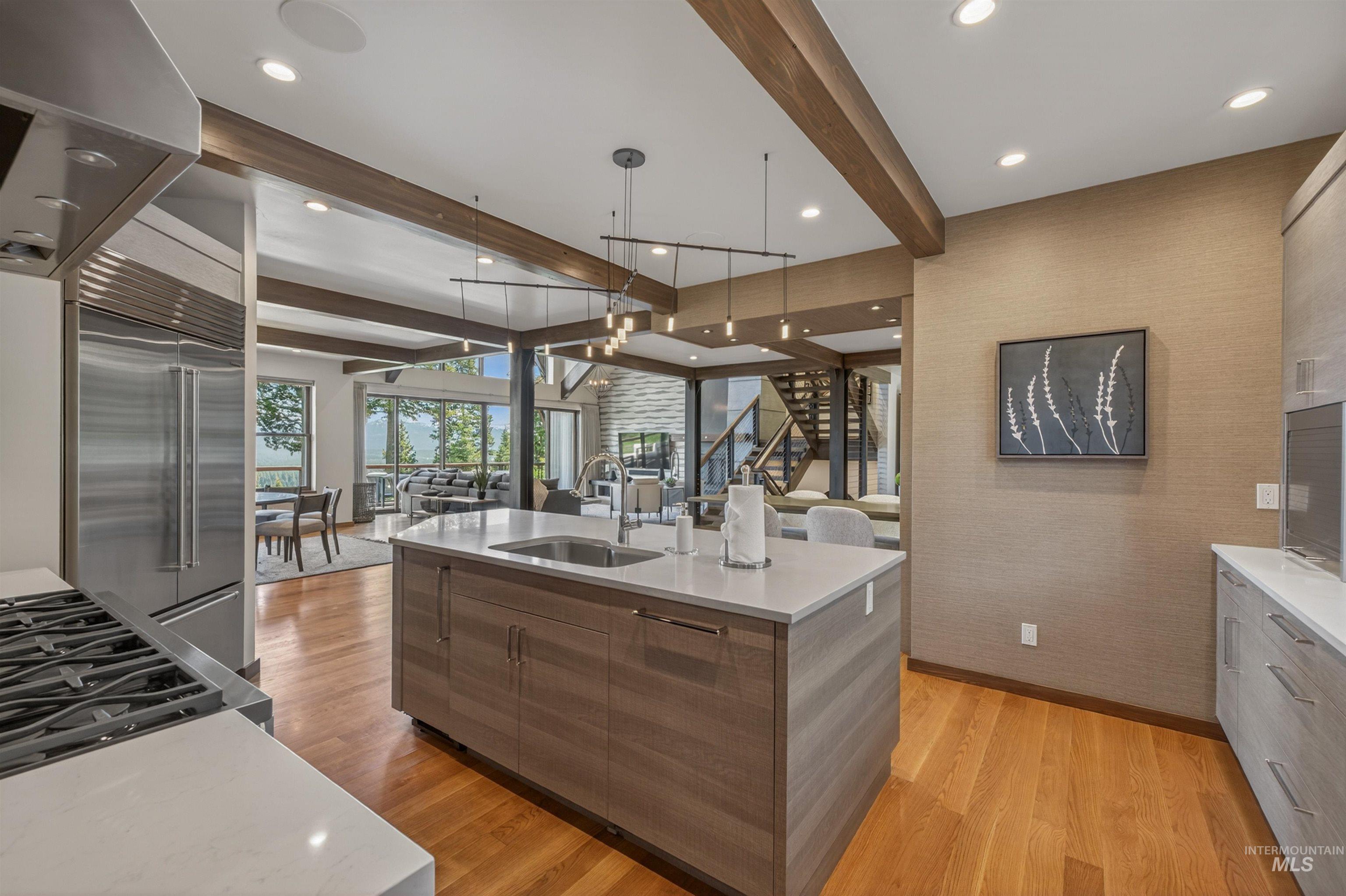 663 Aster Court Property Photo 11