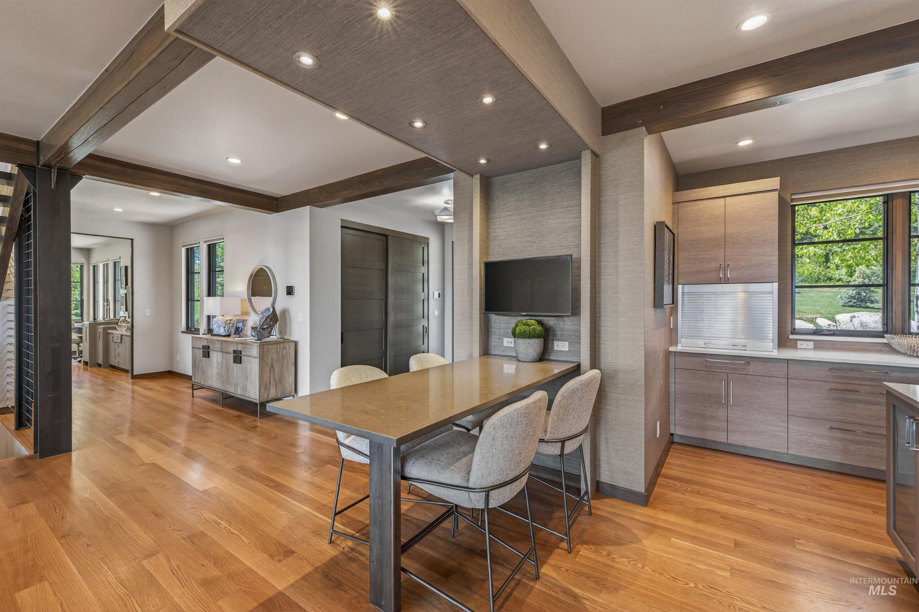 663 Aster Court Property Photo 13