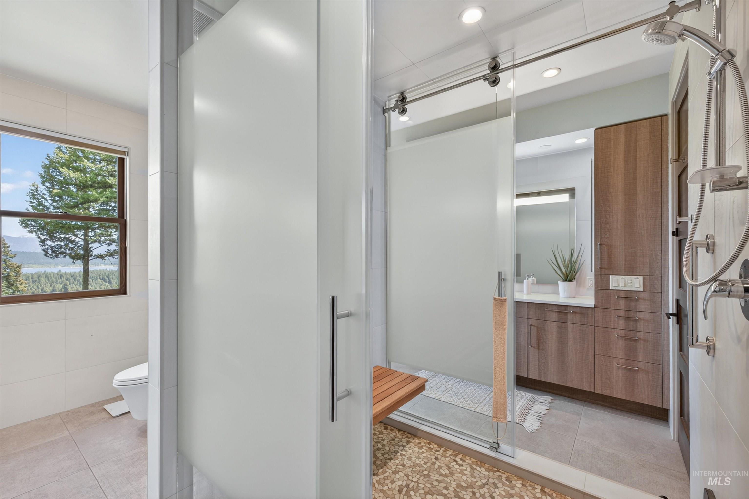 663 Aster Court Property Photo 22