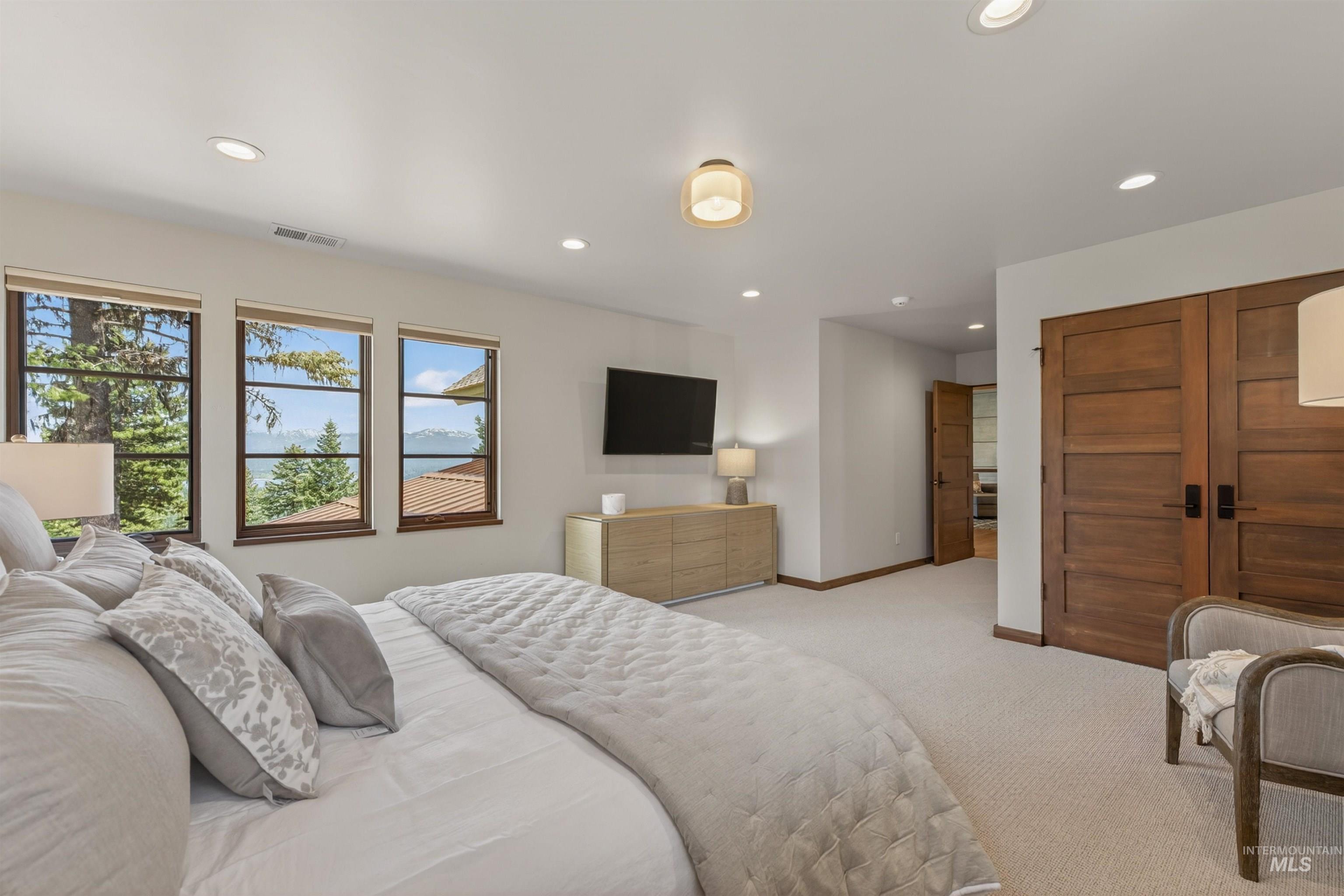 663 Aster Court Property Photo 30