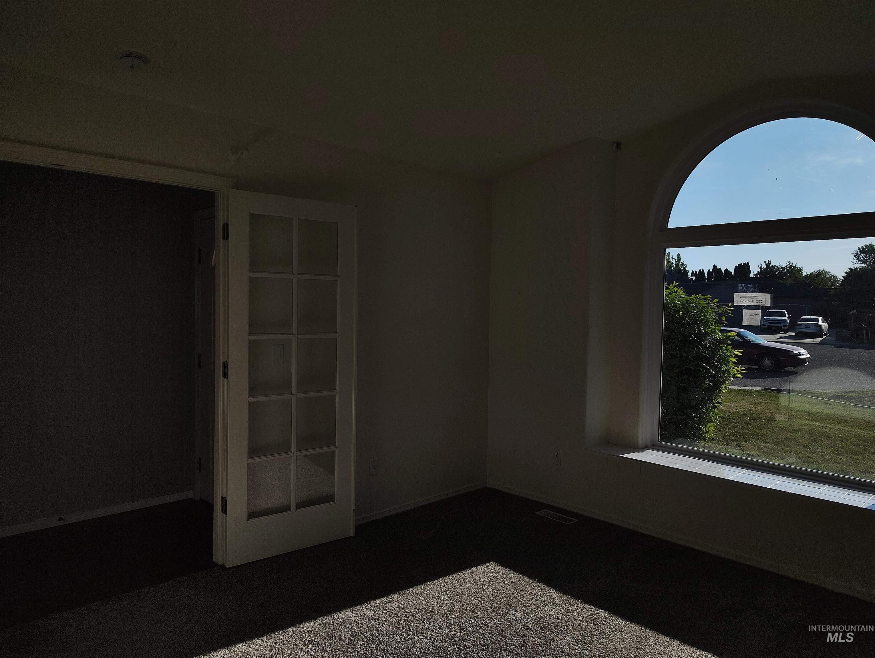 40 S Bingham St Property Photo 13