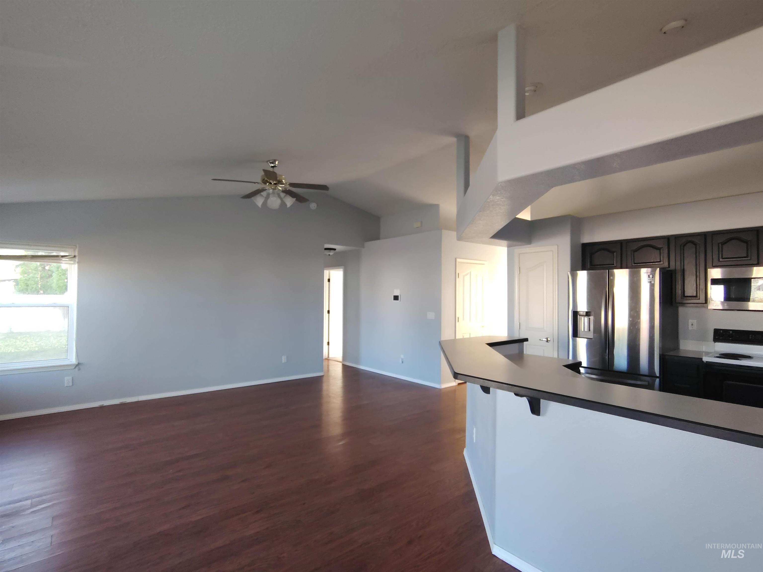 40 S Bingham St Property Photo 14