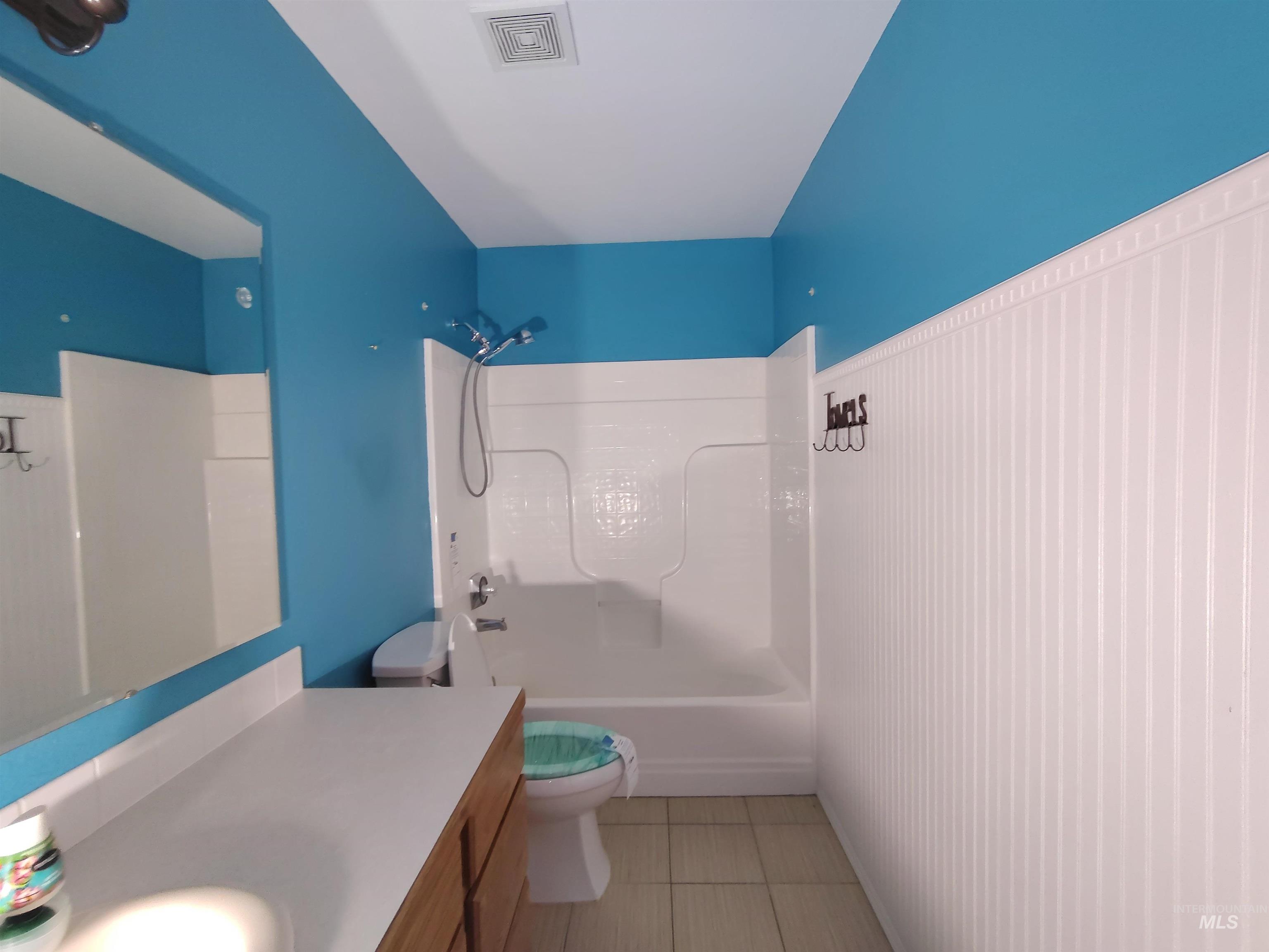 40 S Bingham St Property Photo 16