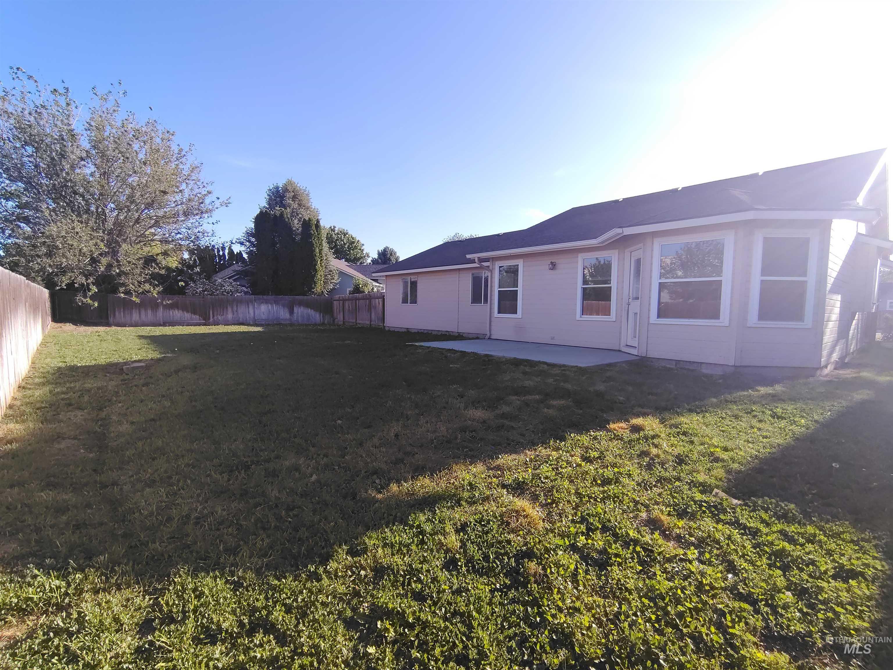40 S Bingham St Property Photo 19