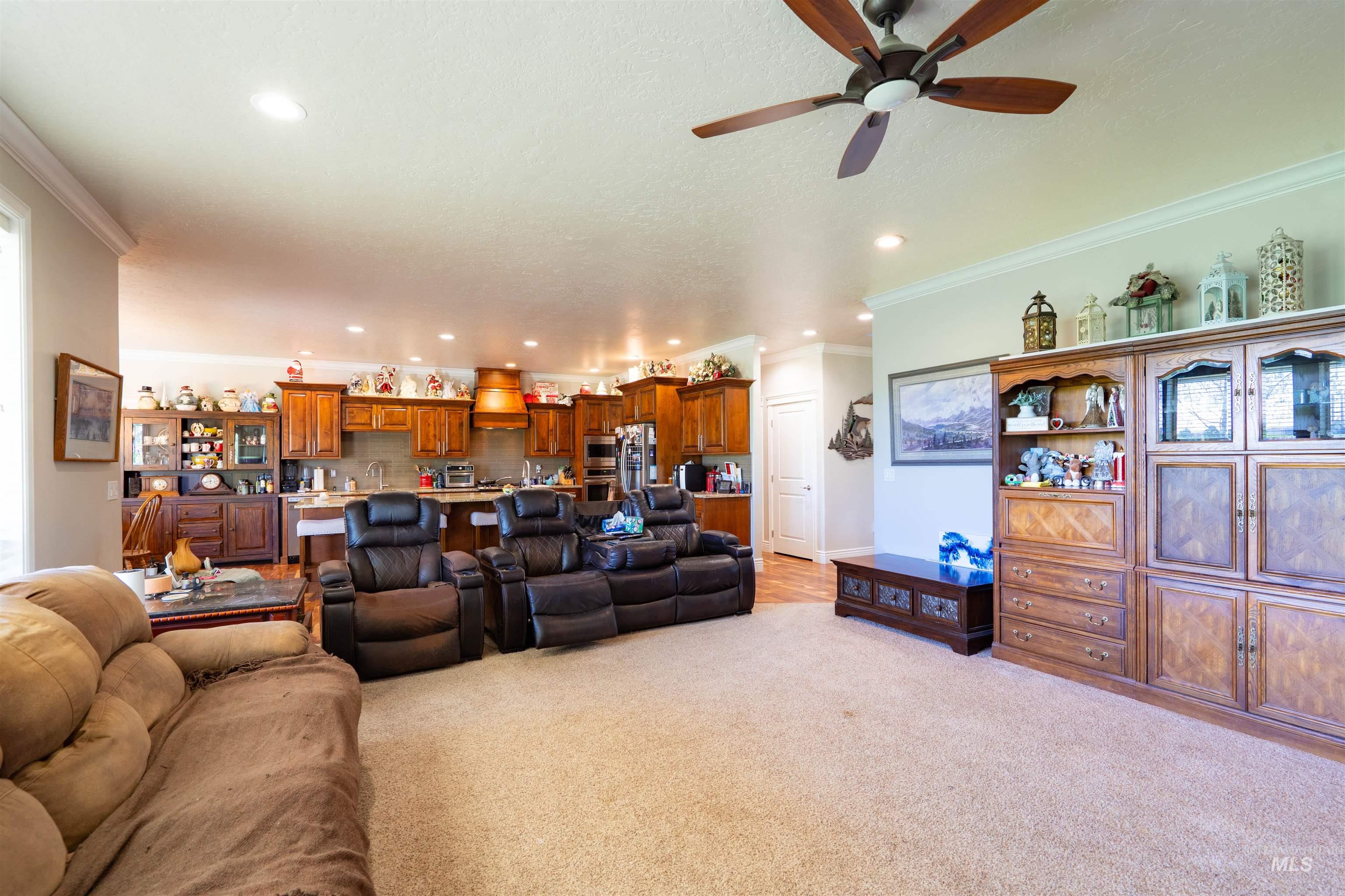 11781 W Cross Slope Way Property Photo 17