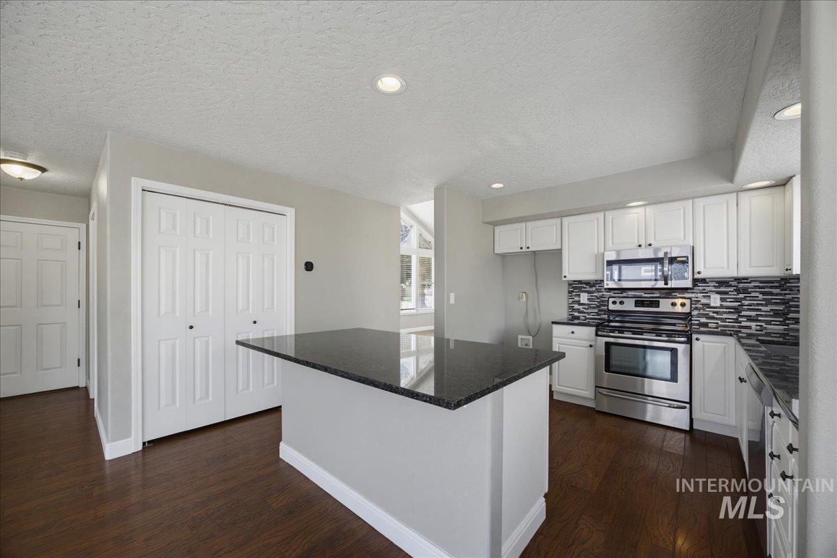 1149 N Watson Property Photo 21