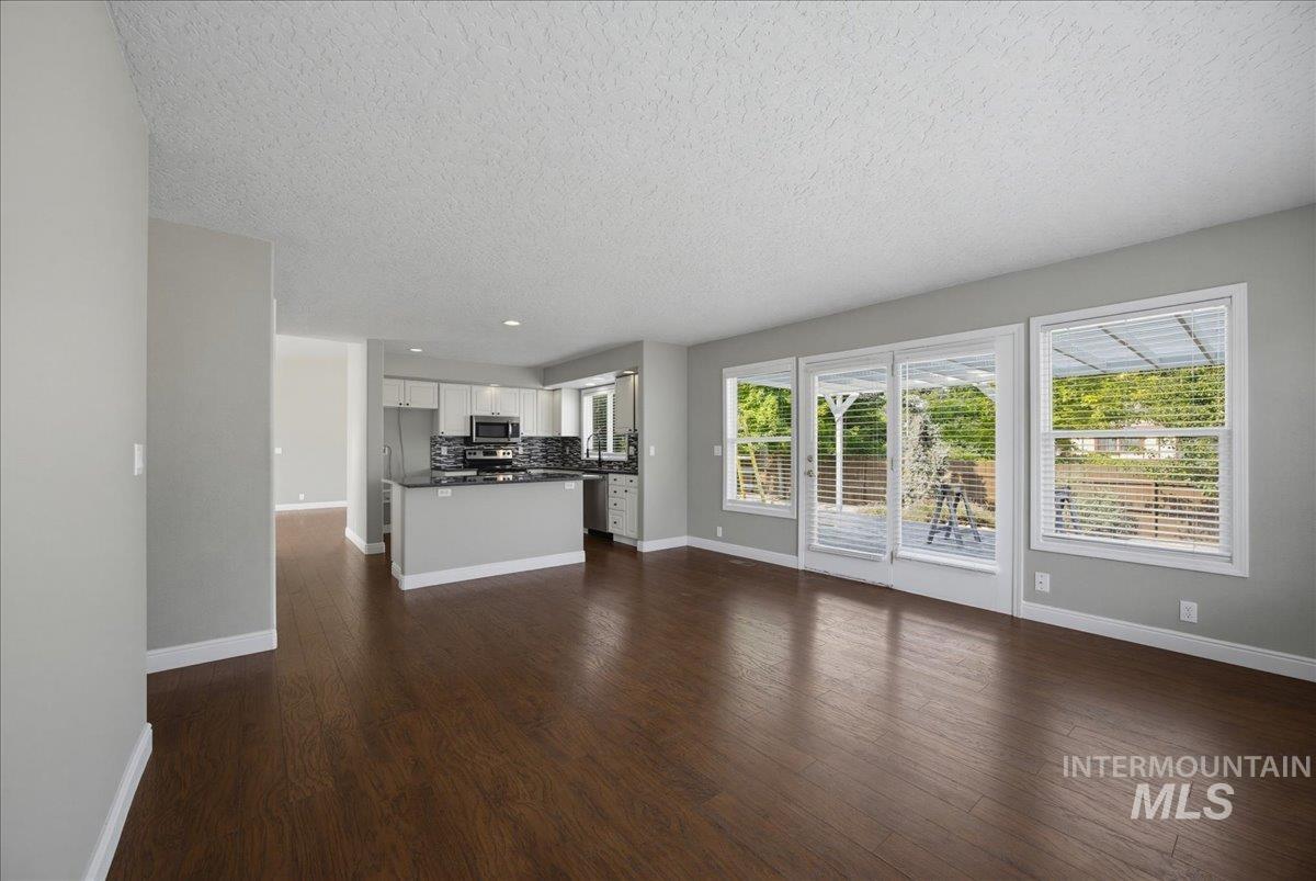 1149 N Watson Property Photo 23