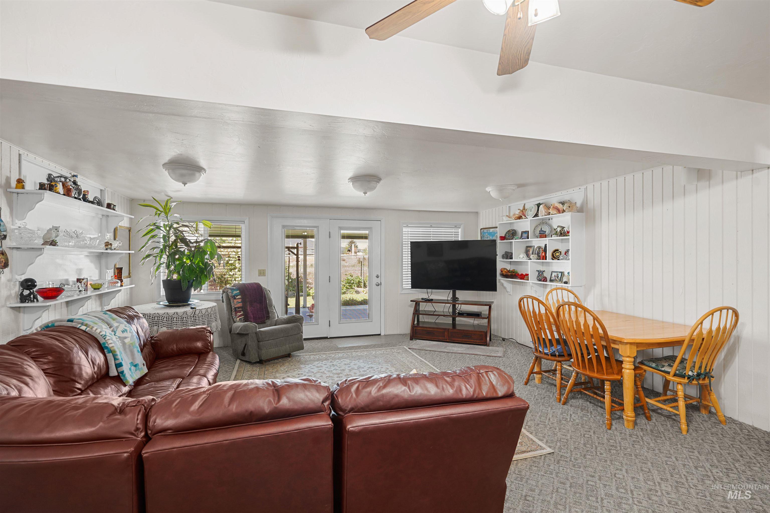2834 Fairmont Dr. Property Photo 14