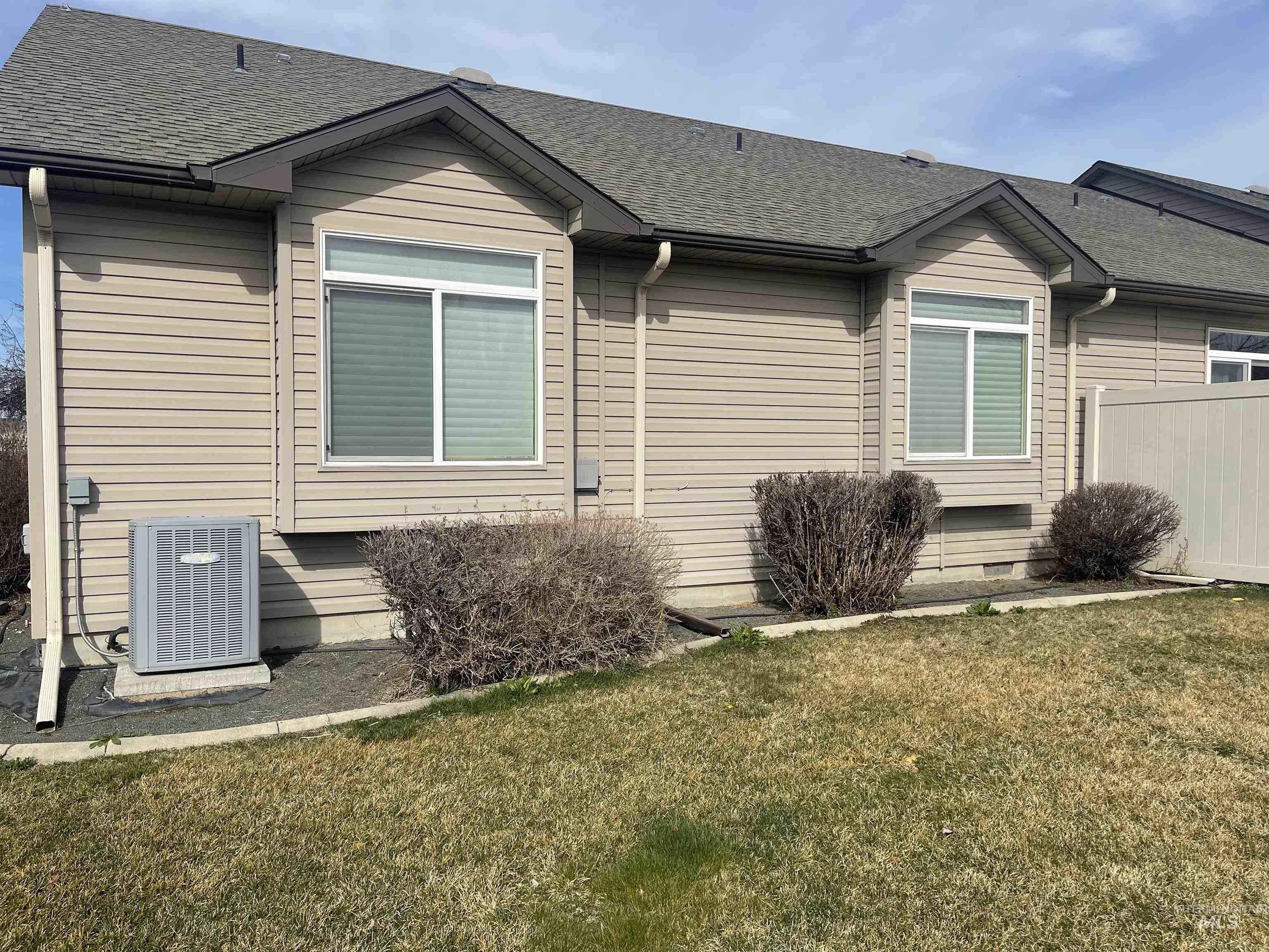 868 S Beaver Creek Way Property Photo 6