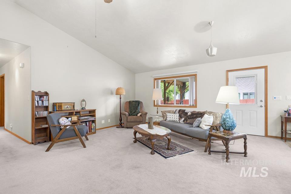 139 Hill St. Property Photo 12