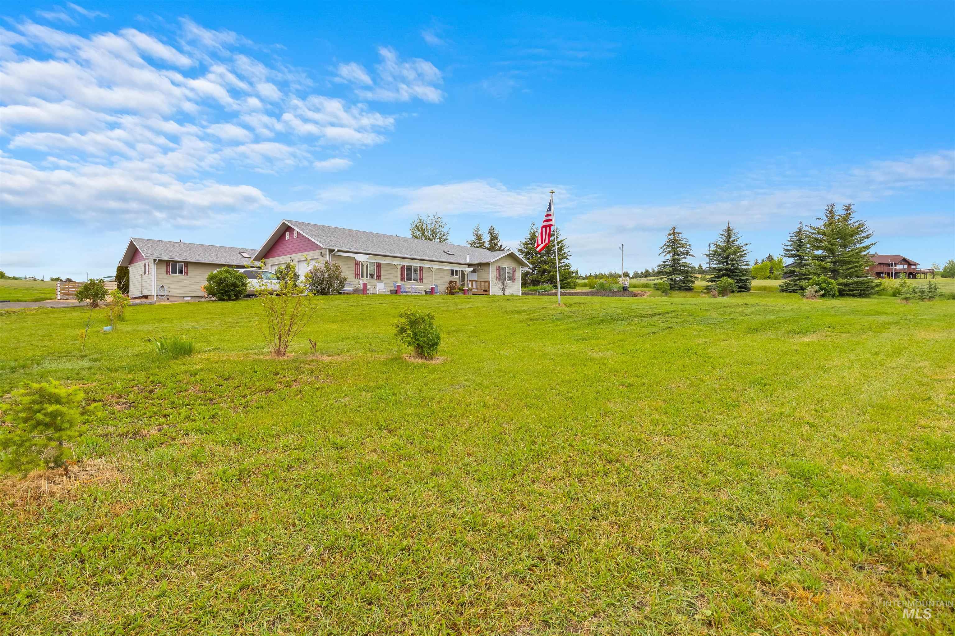 163 Greencreek Road Property Photo 3