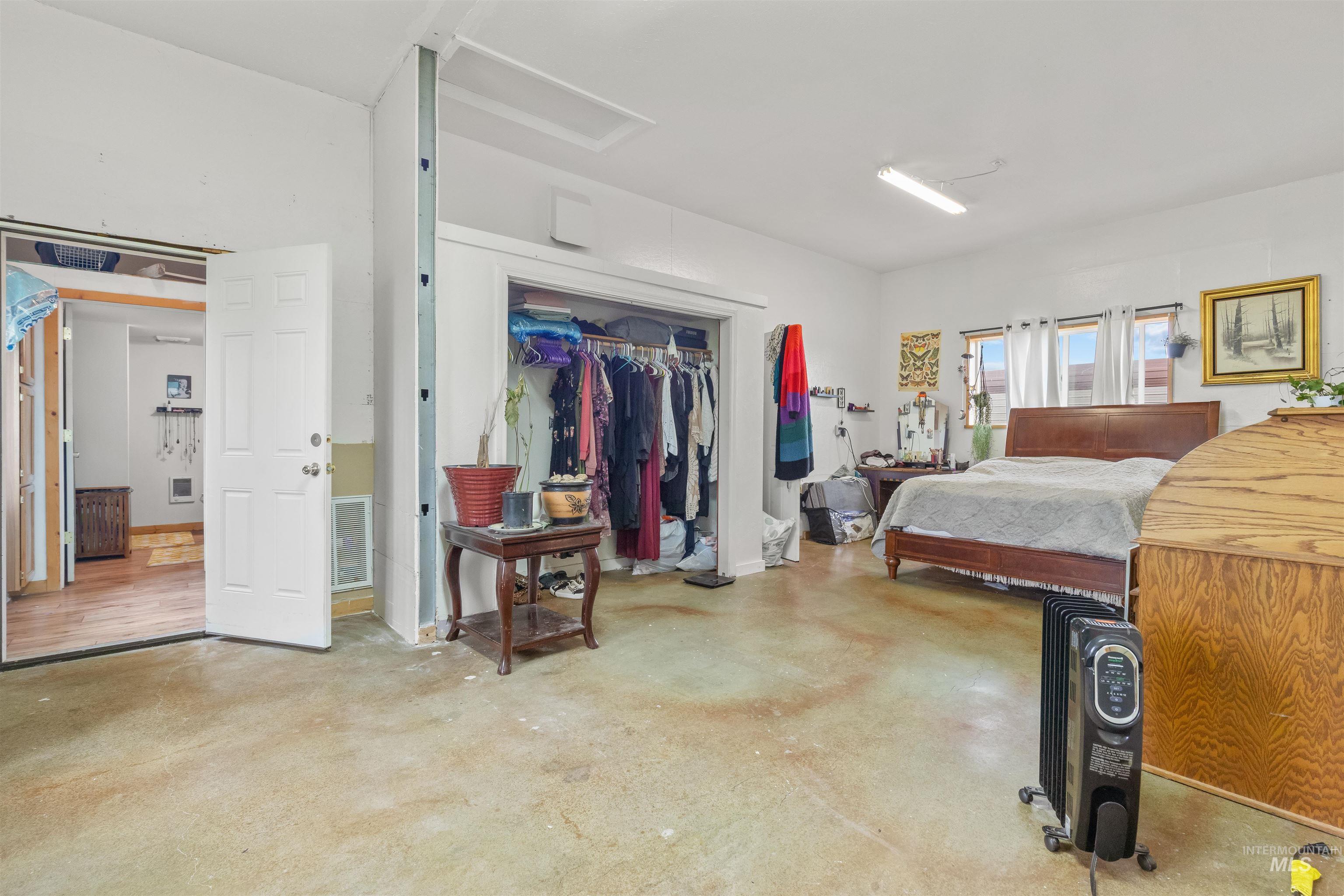 163 Greencreek Road Property Photo 8