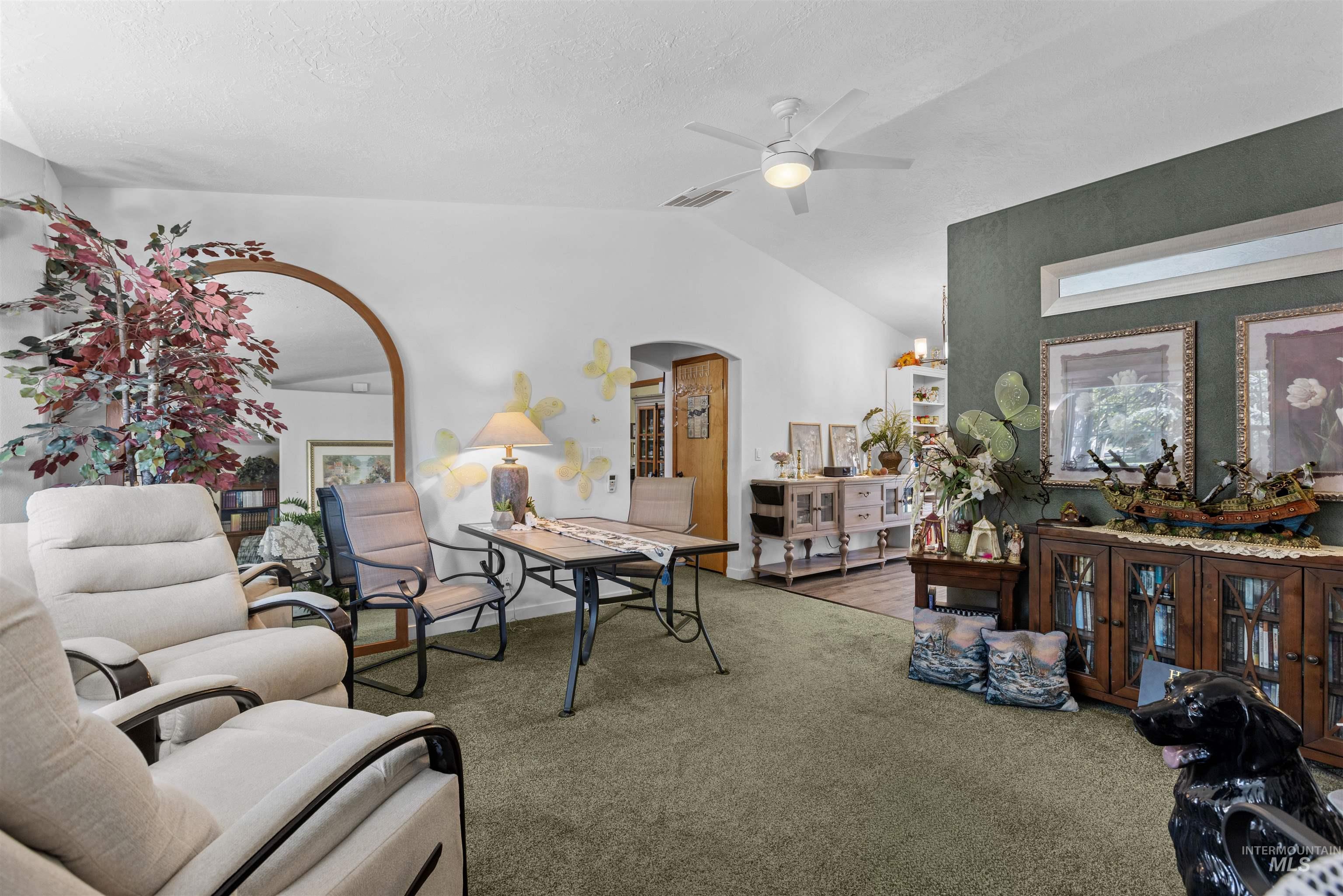 1418 E Sothesby Street Property Photo 15