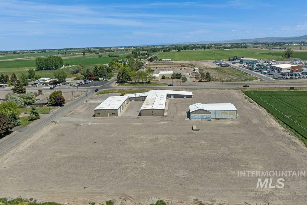 6010 35th Street Property Photo 4
