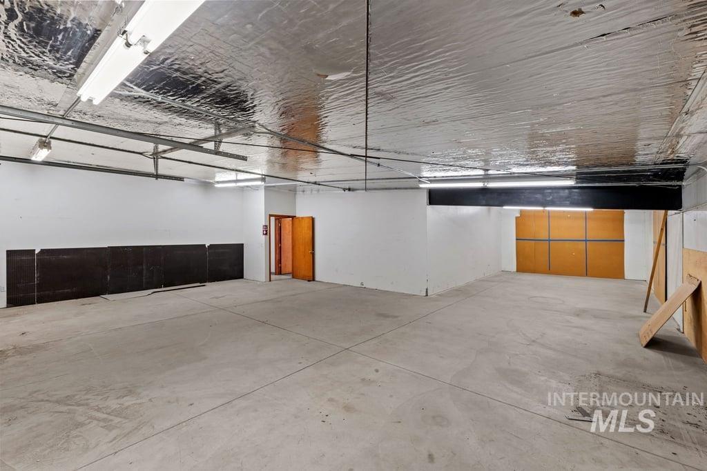 6010 35th Street Property Photo 32