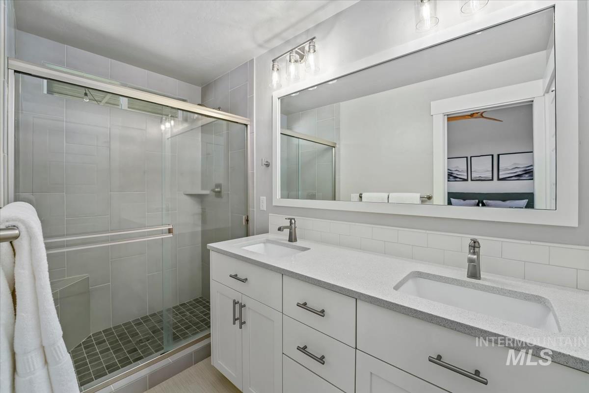 5918 W Quintale Dr Property Photo 18