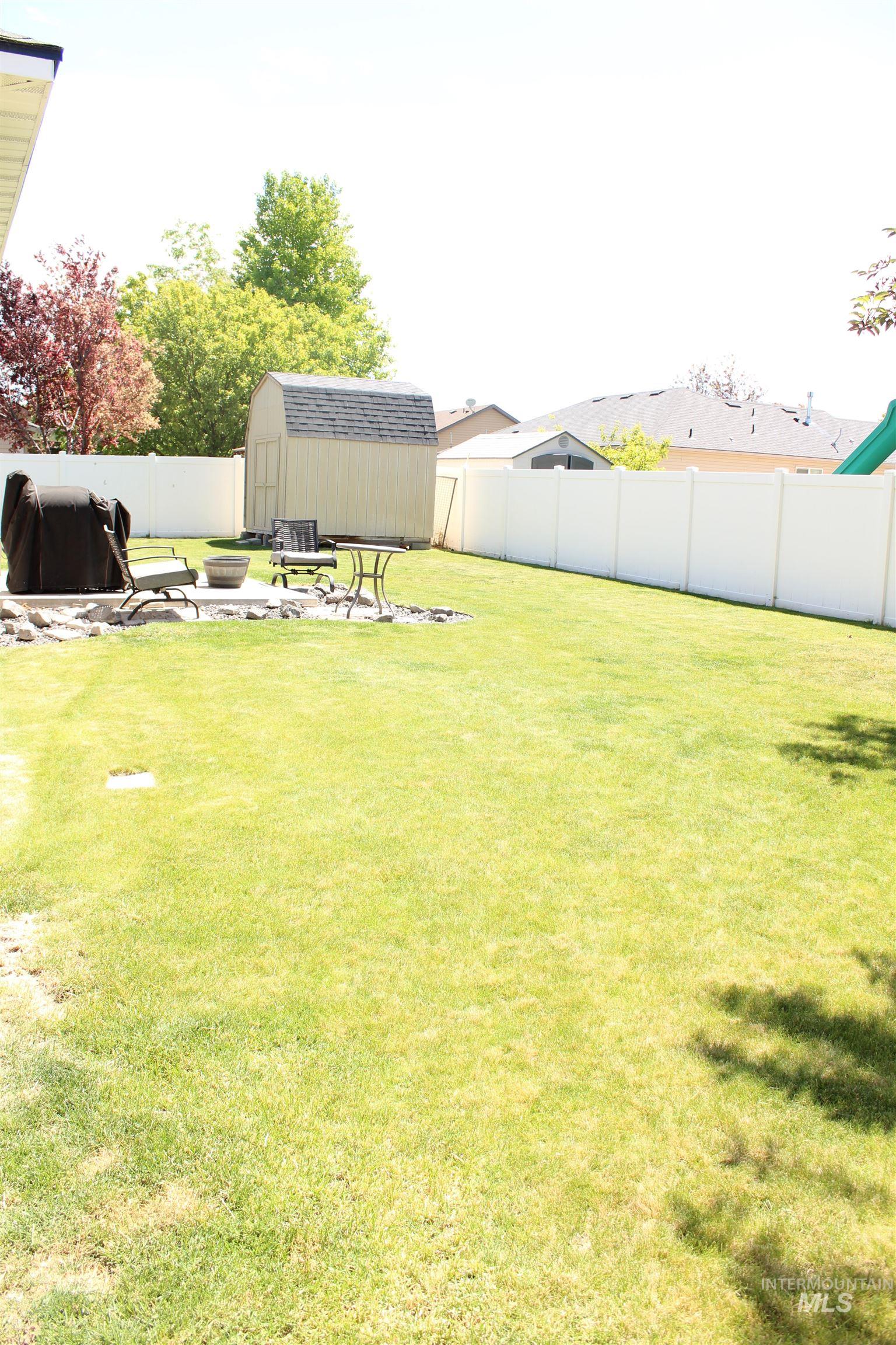 1121 Kelly Ave Property Photo 30