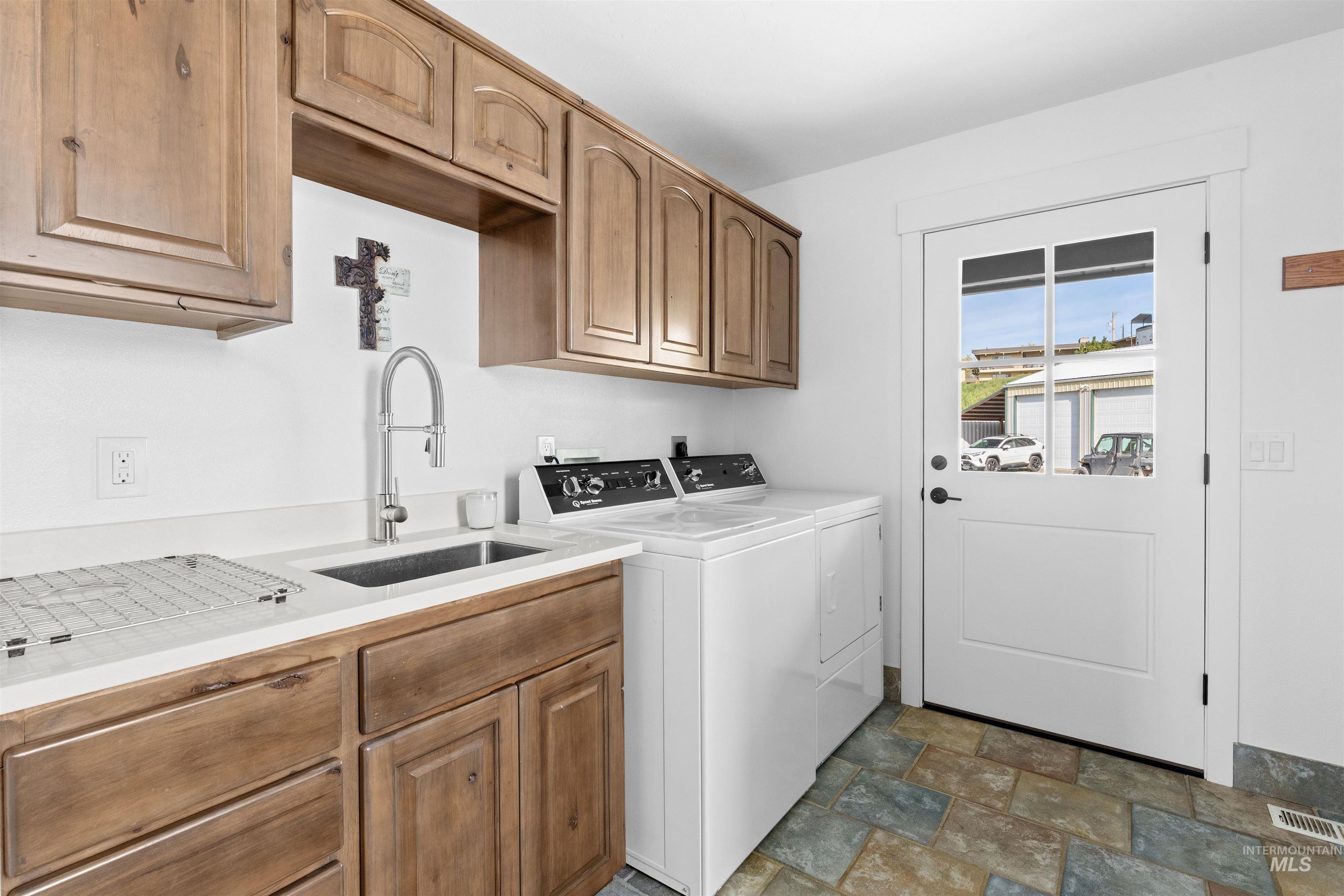 3151 21st Street Property Photo 44