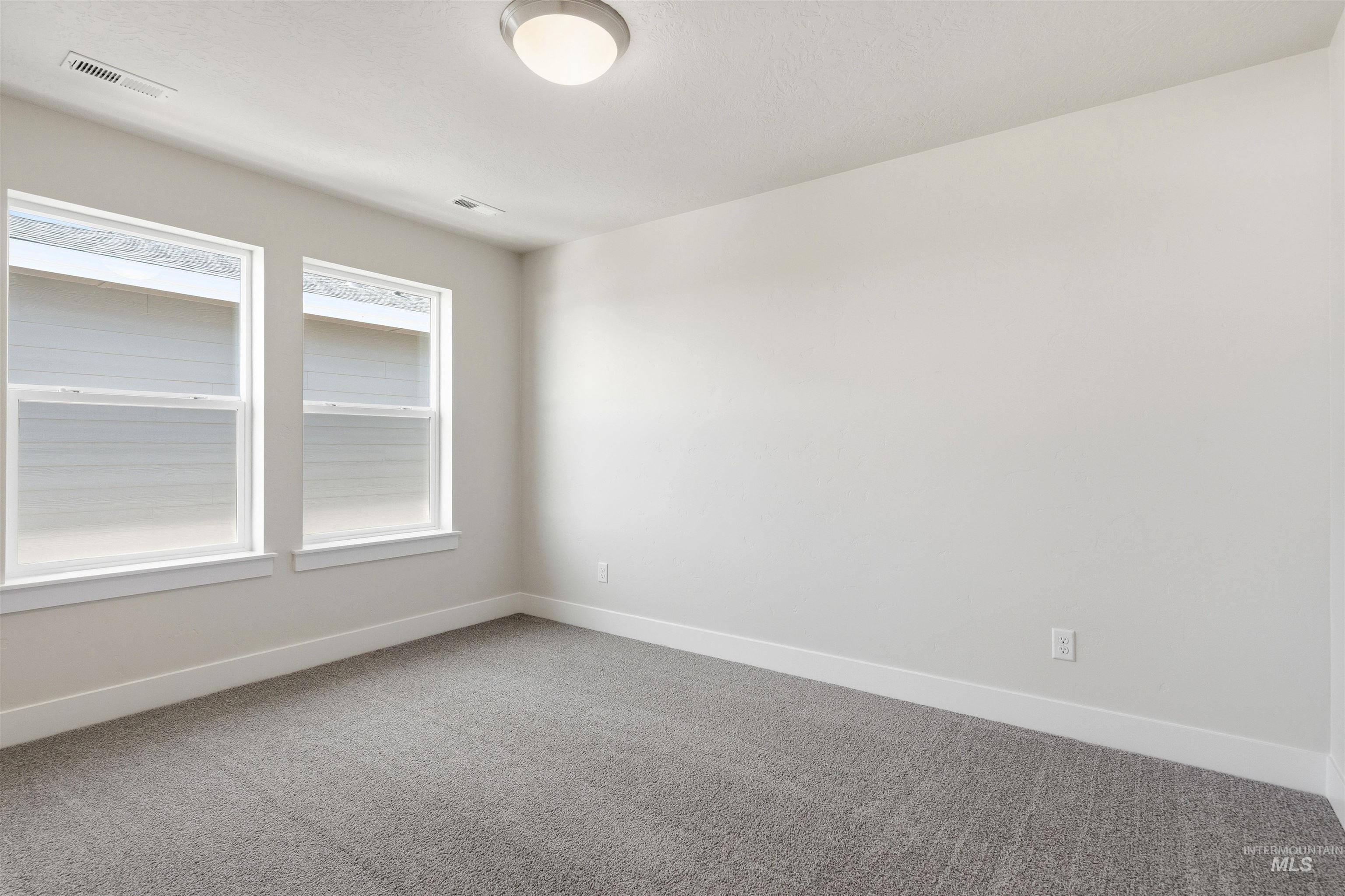 5913 W Parachute Dr Property Photo 28