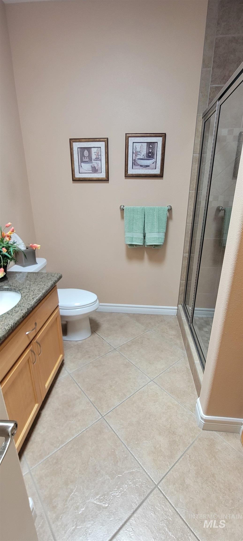 910 Vineland Property Photo 15