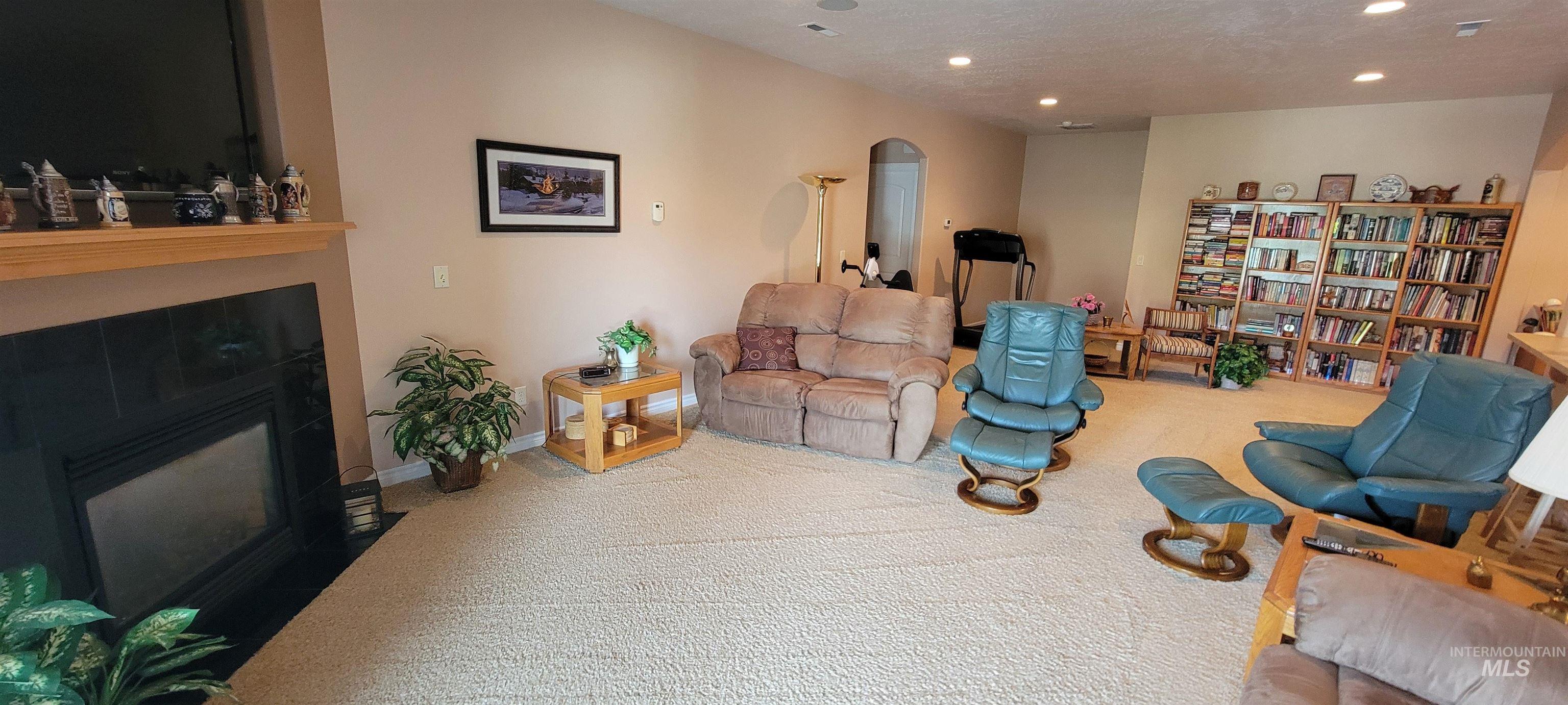 910 Vineland Property Photo 21