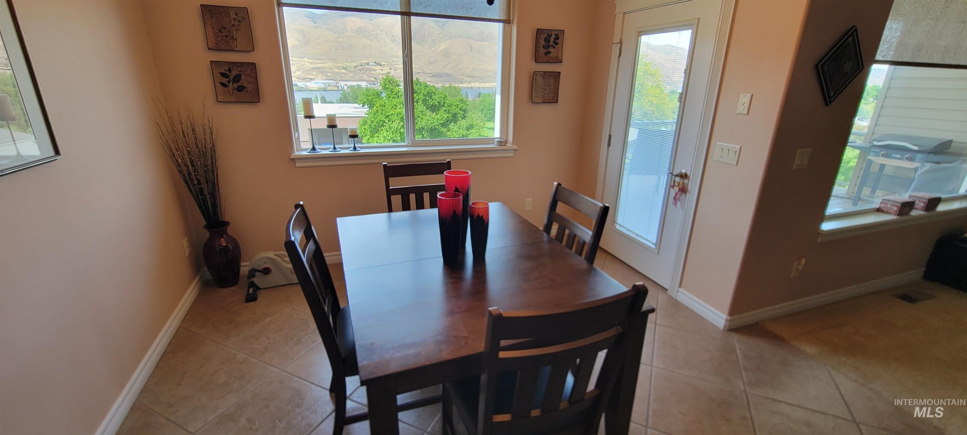 910 Vineland Property Photo 47