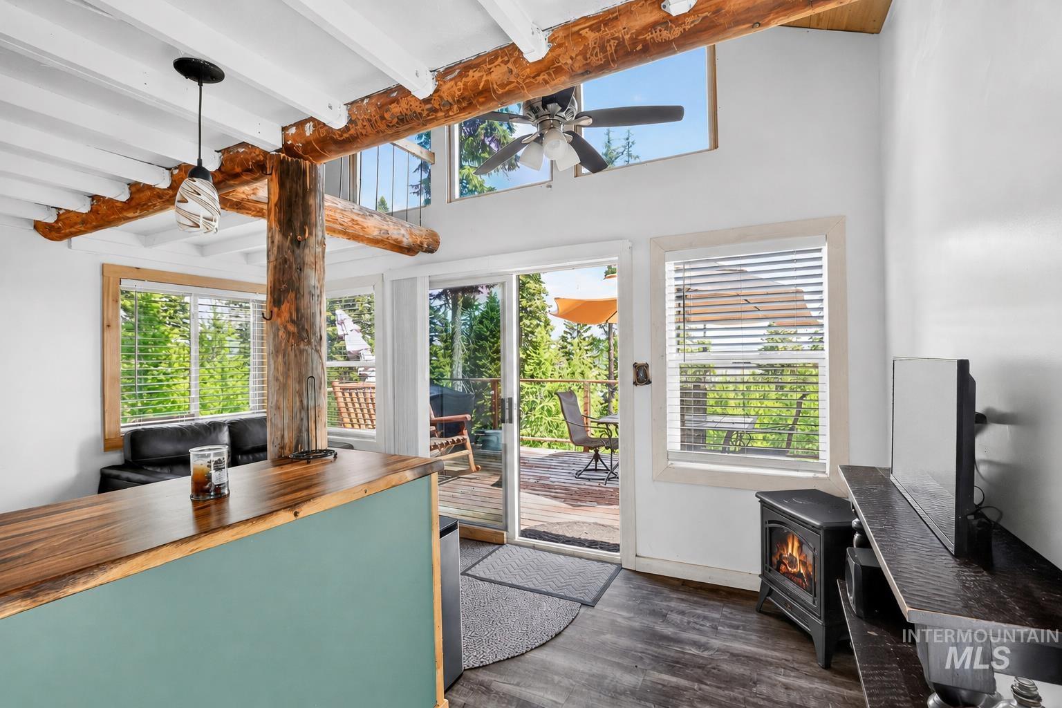 123 Arling Trail Property Photo 3