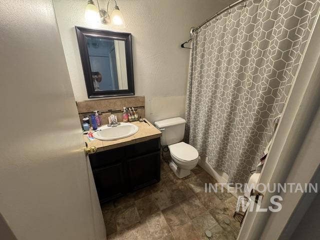 166 Crestview Drive Property Photo 7