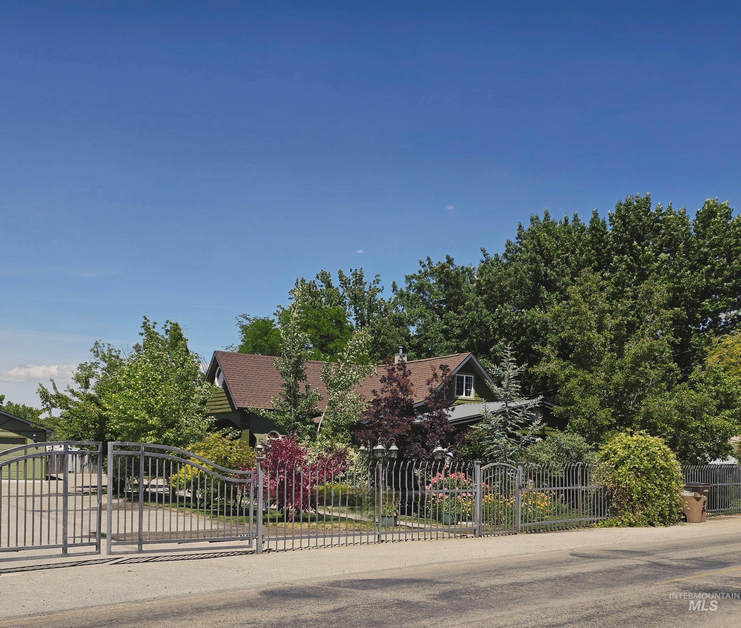 1334 Cascade Rd. Property Photo 1
