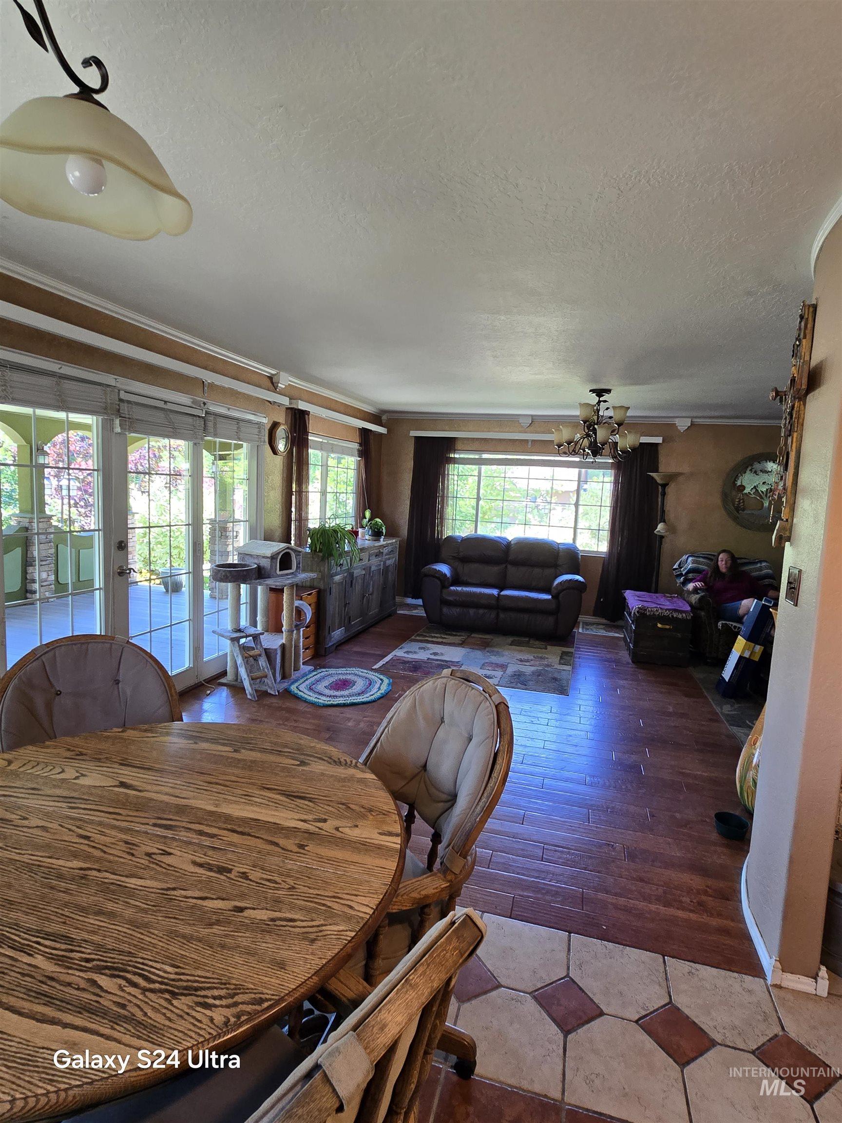1334 Cascade Rd. Property Photo 6