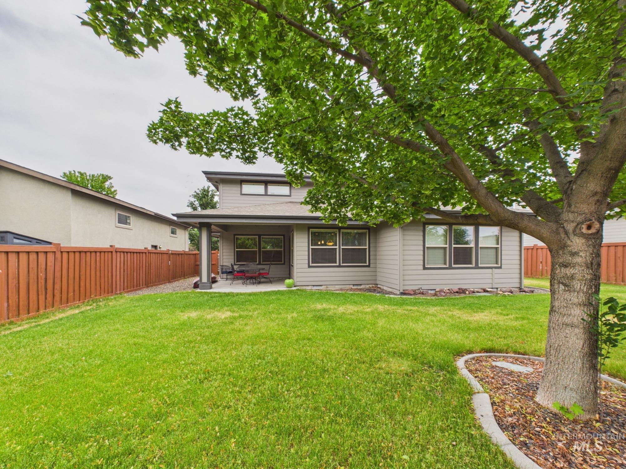 89 S Barkvine Way Property Photo 4