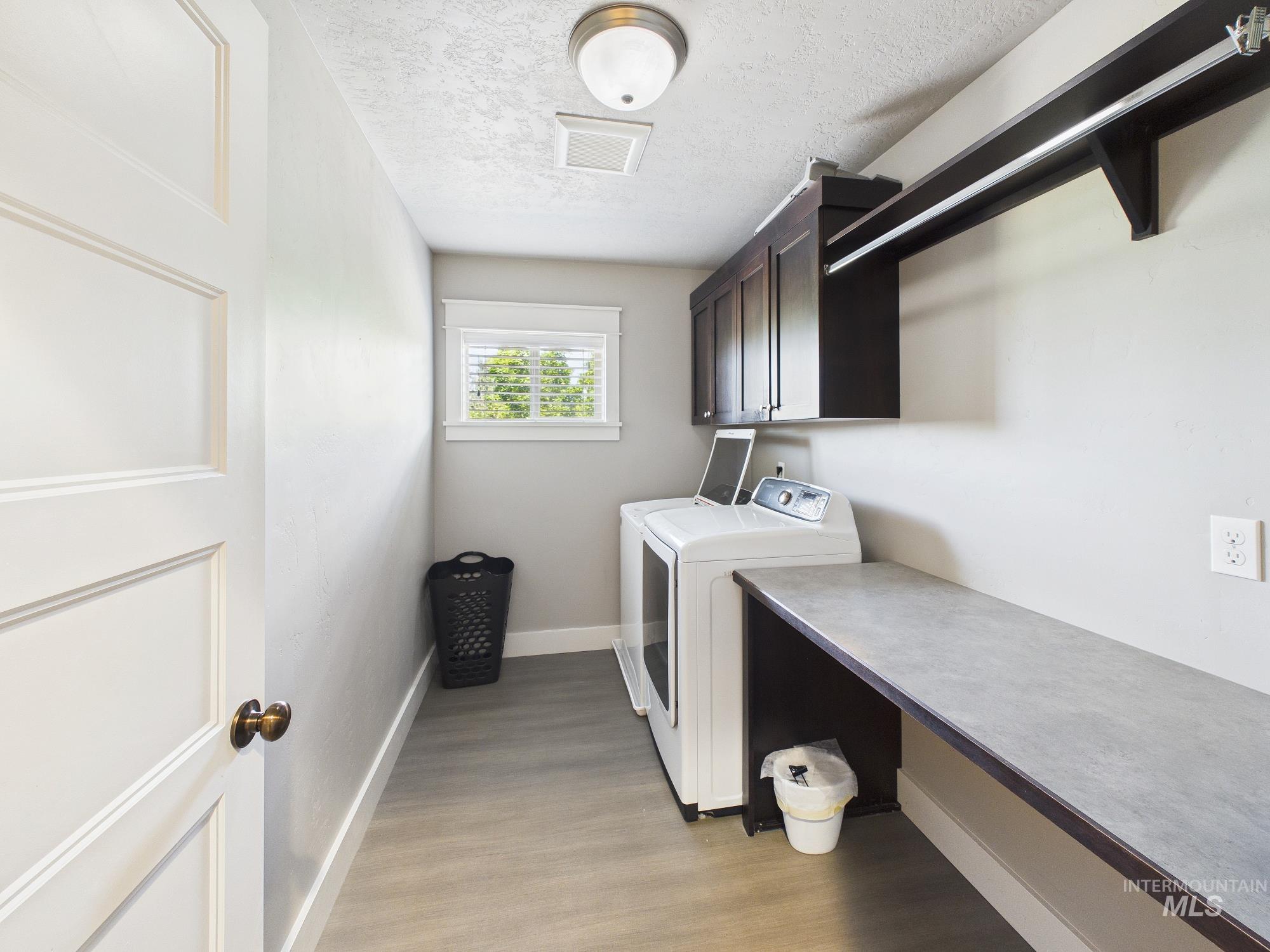 89 S Barkvine Way Property Photo 7